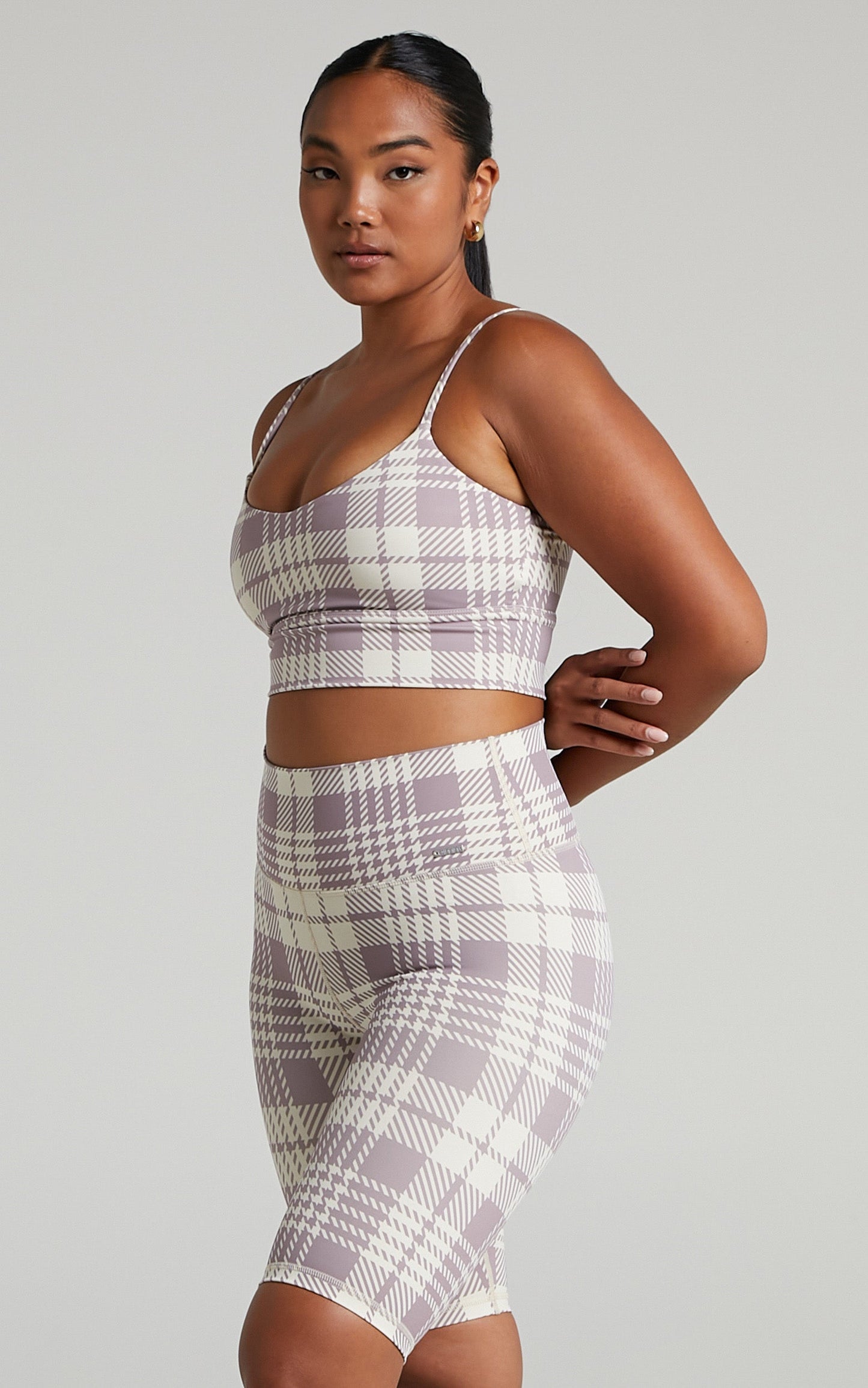 Aim'n - Plaid Check Biker Shorts in Dusty Violet