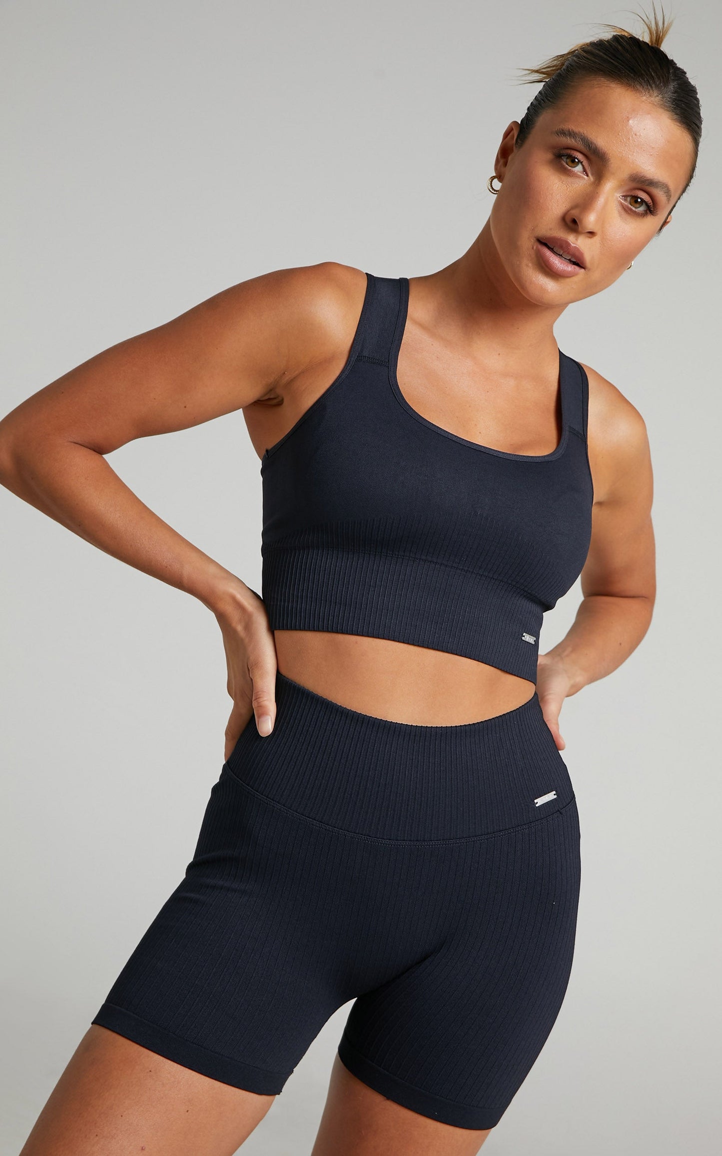 Aim'n - RIBBED MIDI BIKER SHORTS in Black