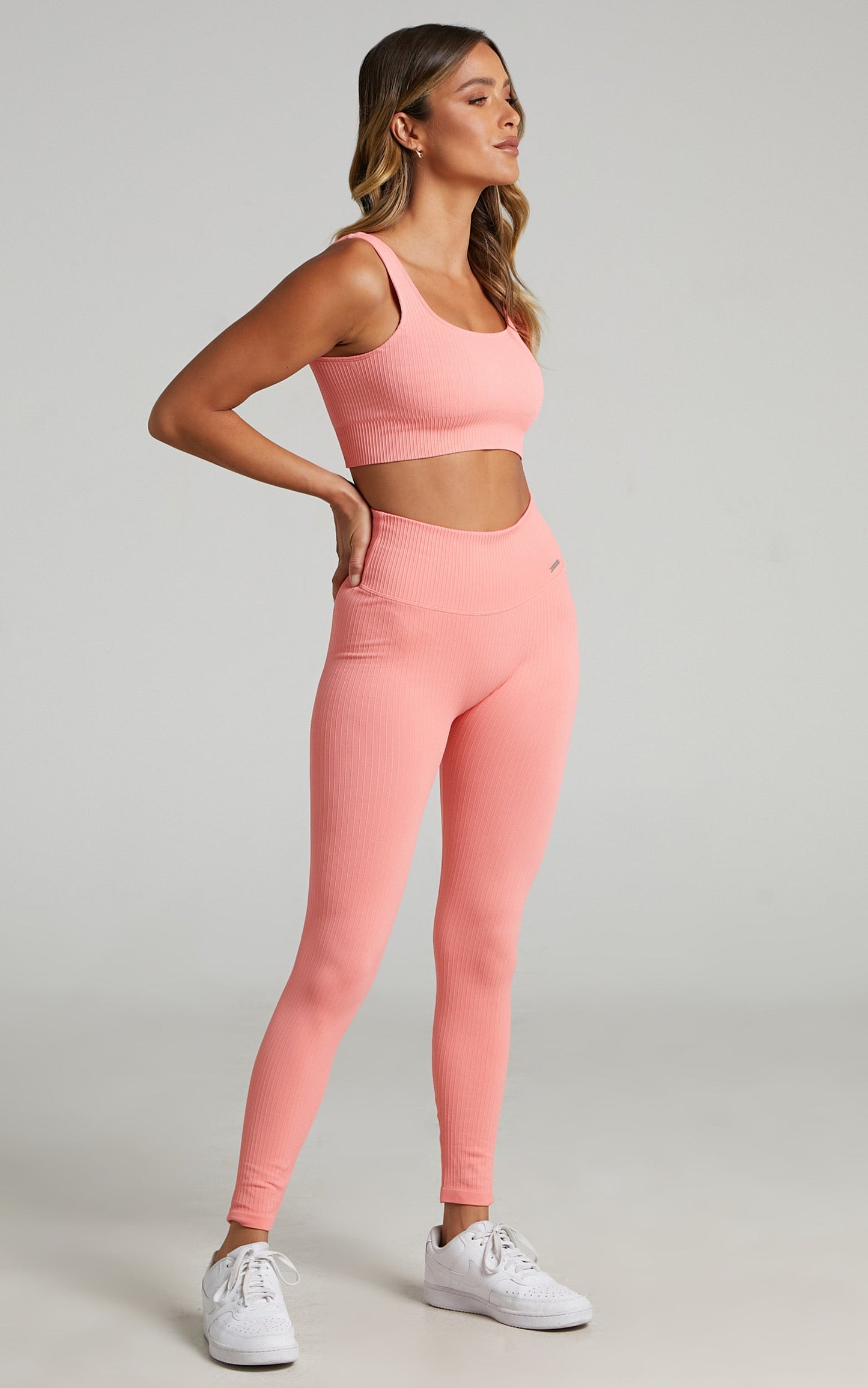 Aim'n - RIBBED SEAMLESS TIGHTS in Coral