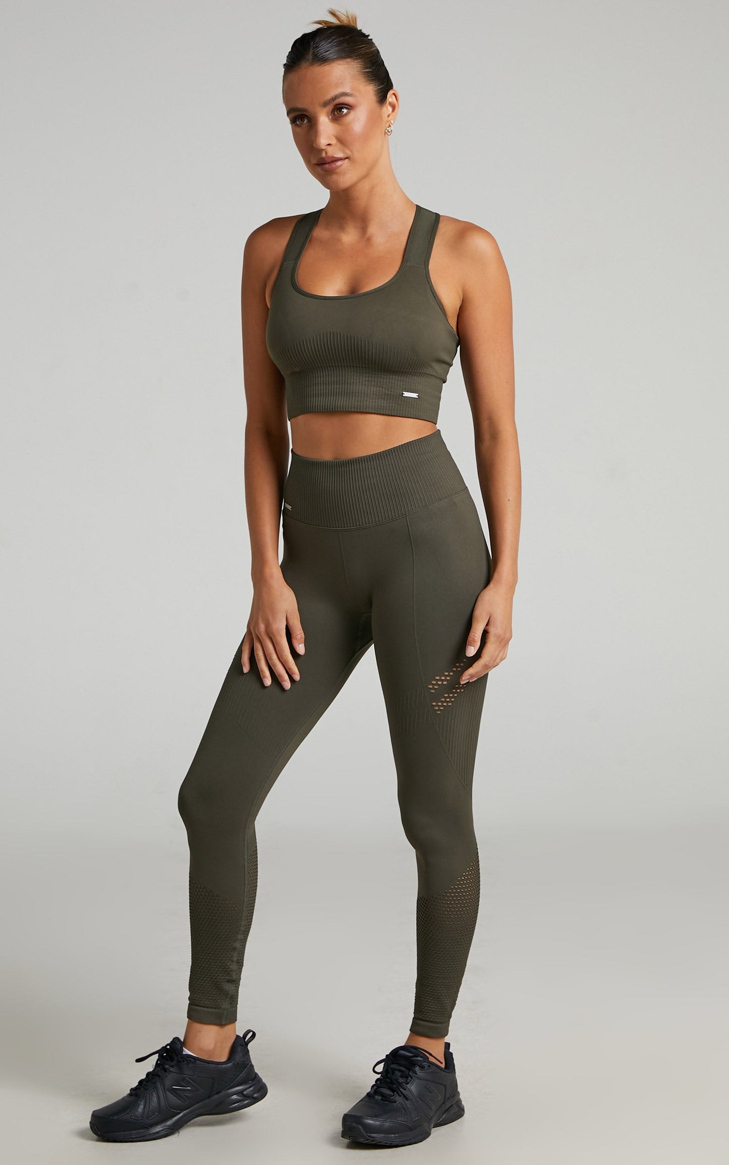 Aim'n - HIGH SUPPORT RIBBED BRA in Khaki