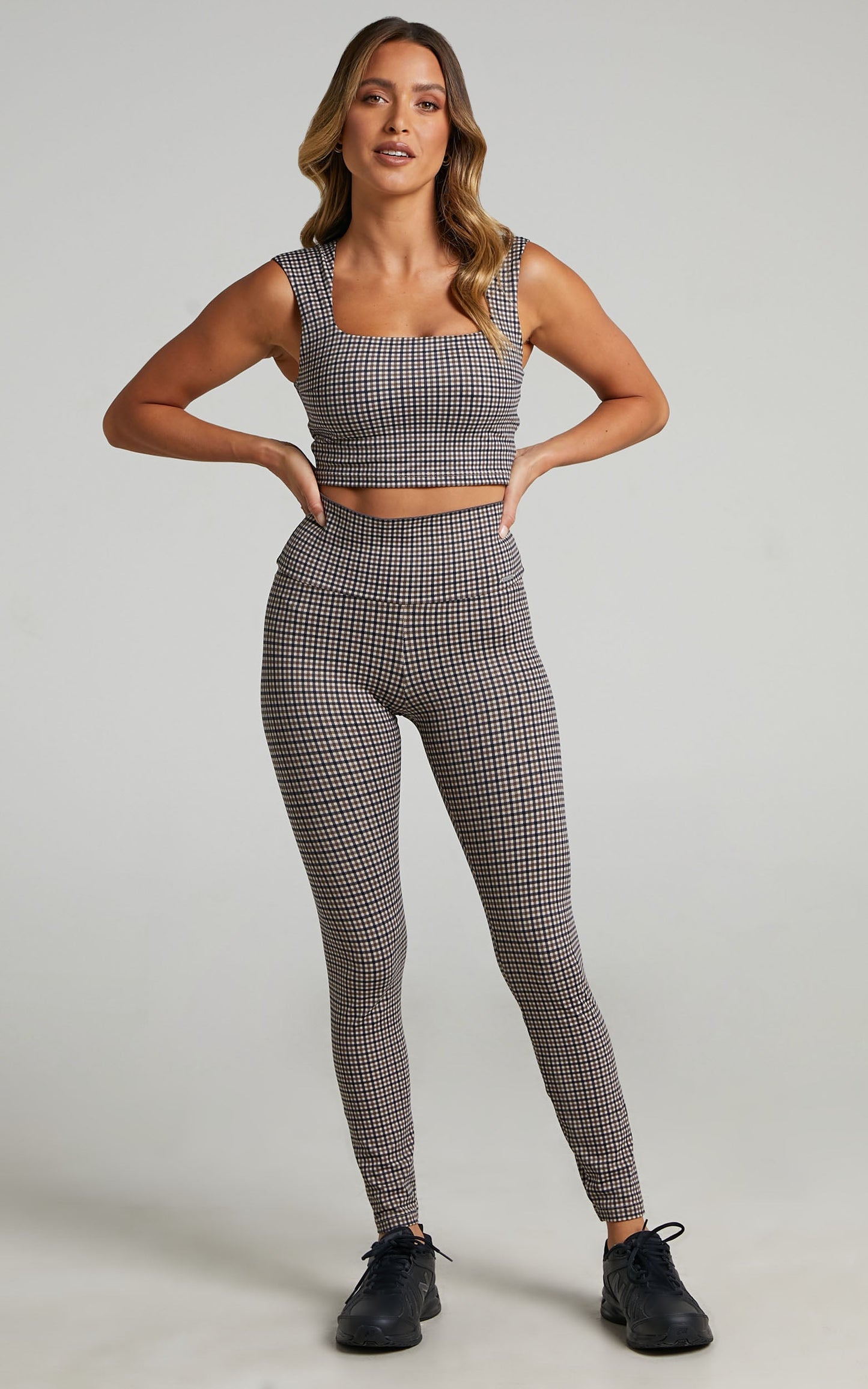 Aim'n - ZIPPED BACK BRA in Pepita