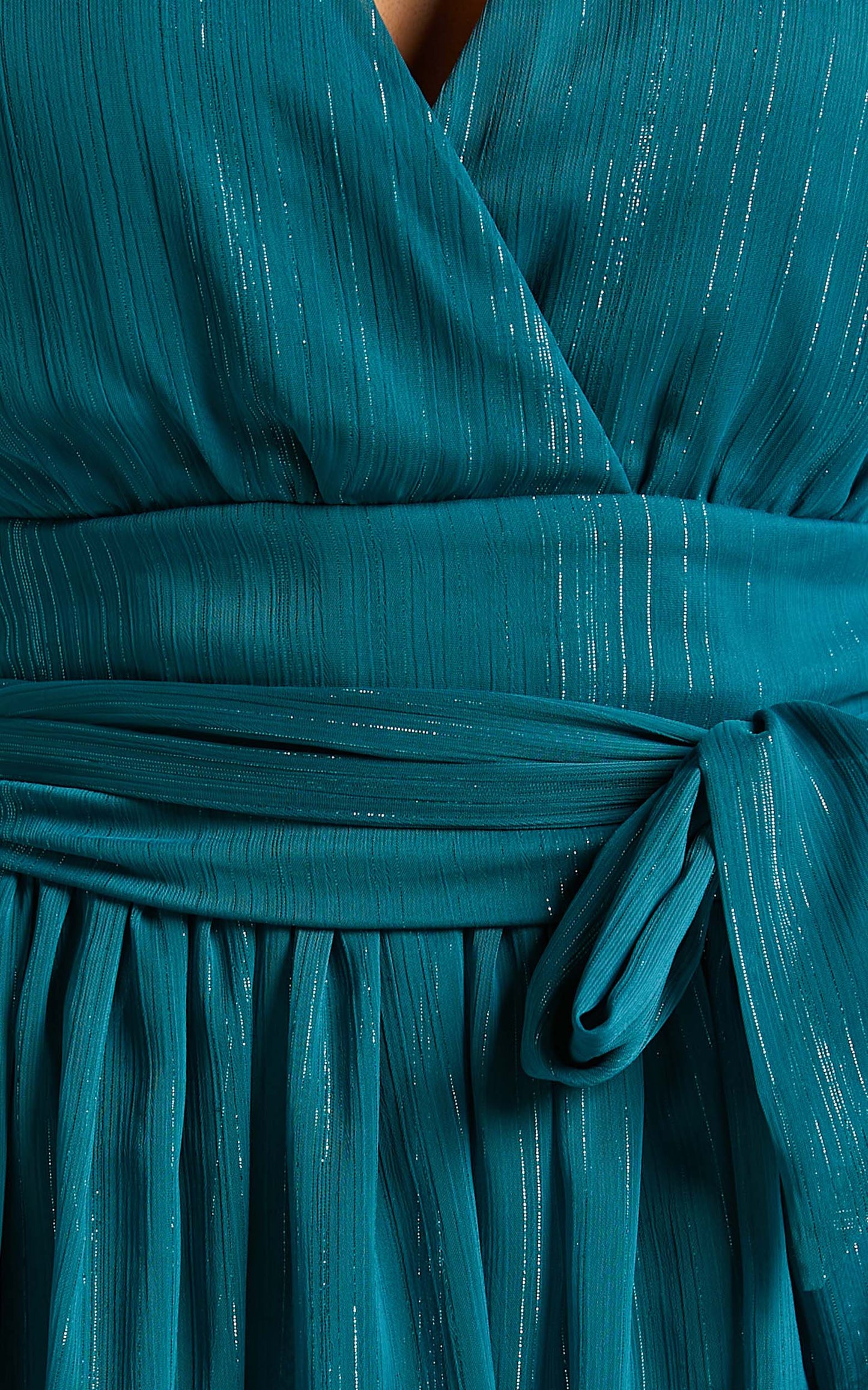 Alana Midi Dress - Short Sleeve Plunge Aline Dress in Emerald