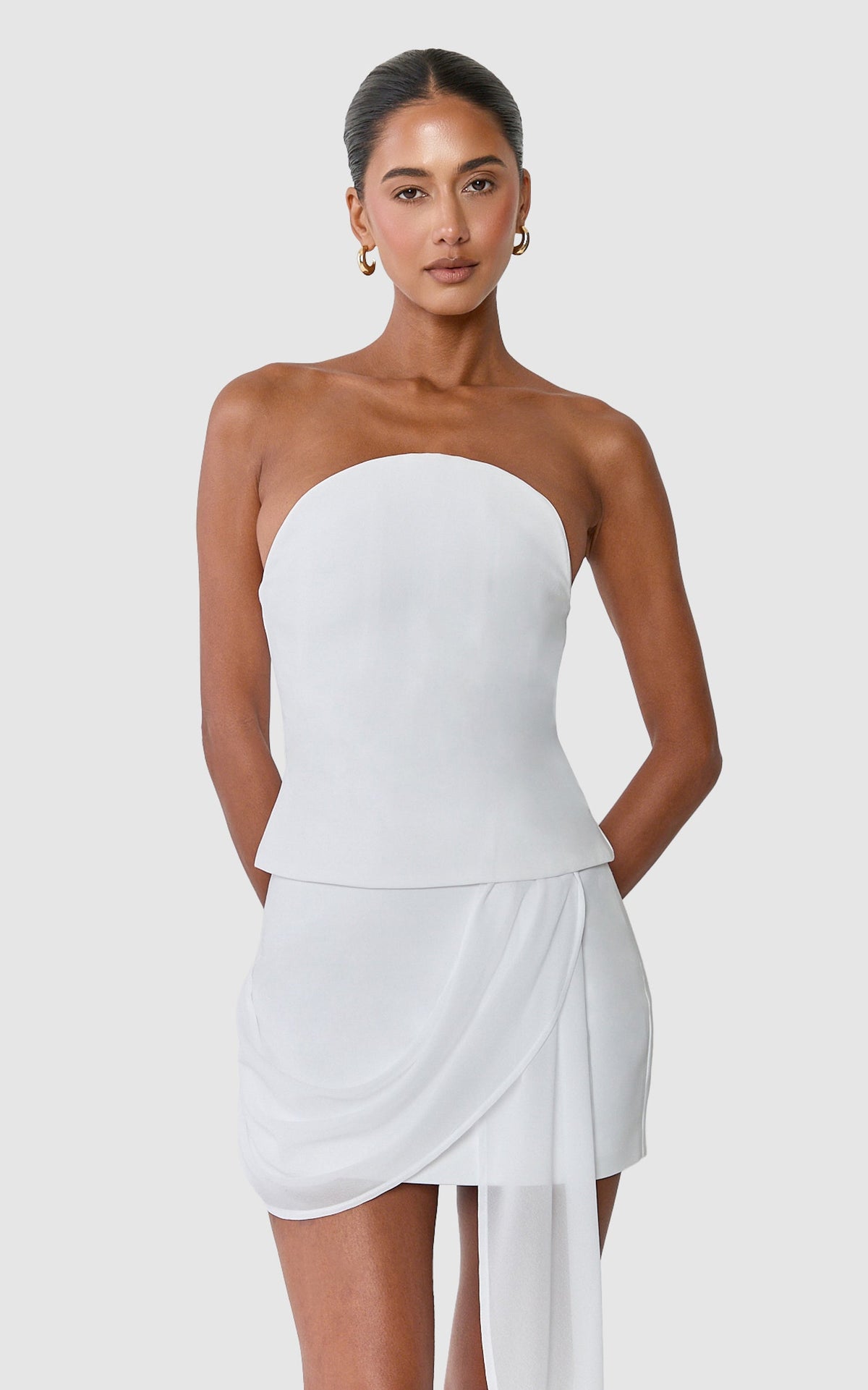 Alessandra Top - Strapless Curved Neck Corset Top in Off White