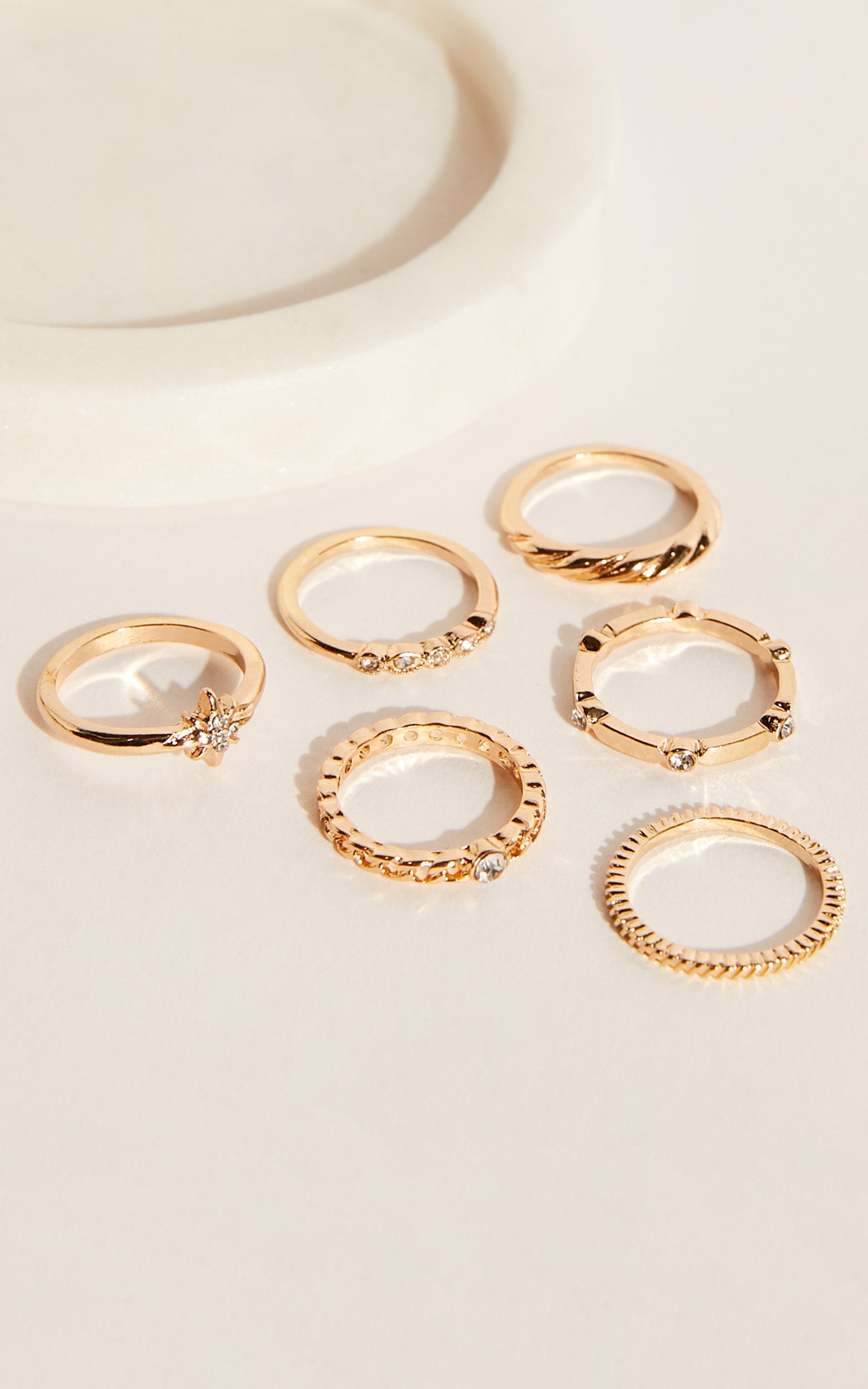Alfaro Multipack Ring Set of 6 in Gold