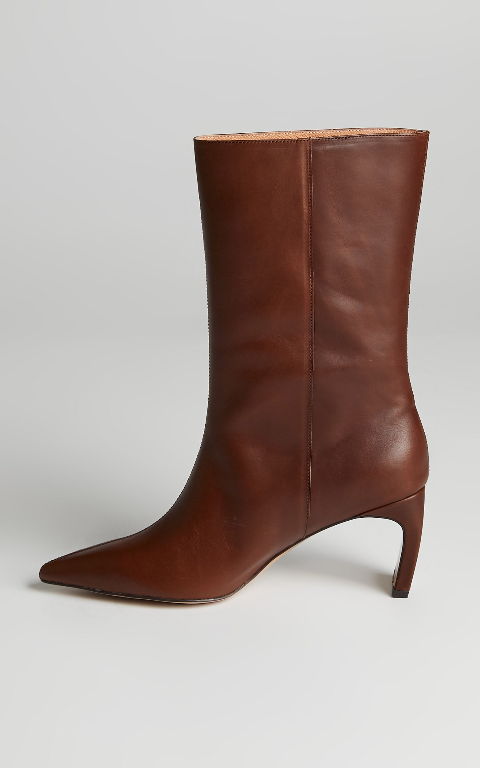 Alias Mae - Jax Boots in Choc Leather