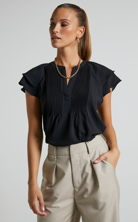 Alva Top - V Neck Frill Short Sleeve Top in Black