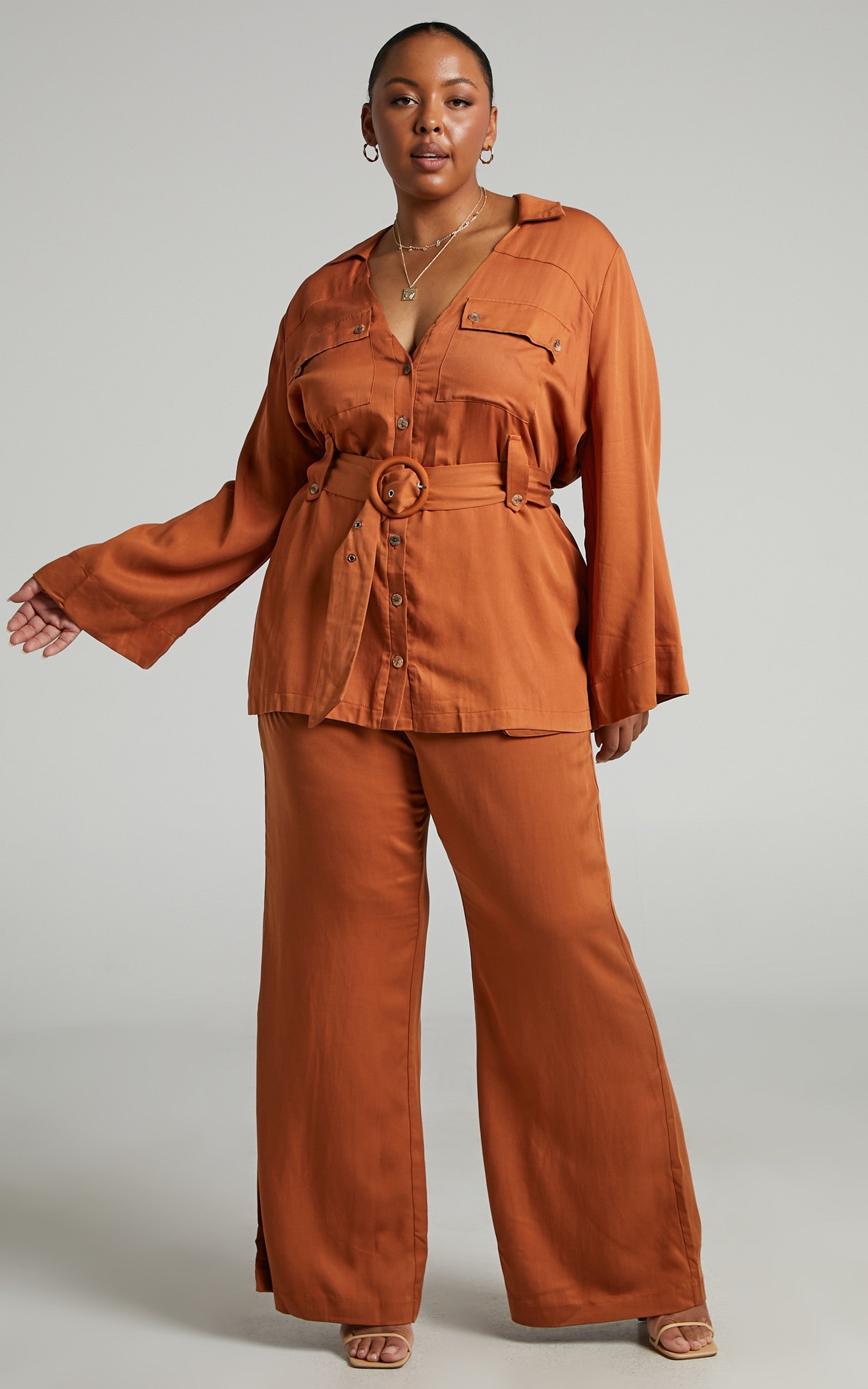 Amalie The Label - Ambroise Linen Blend High Waisted Wide Leg Pants in Earth