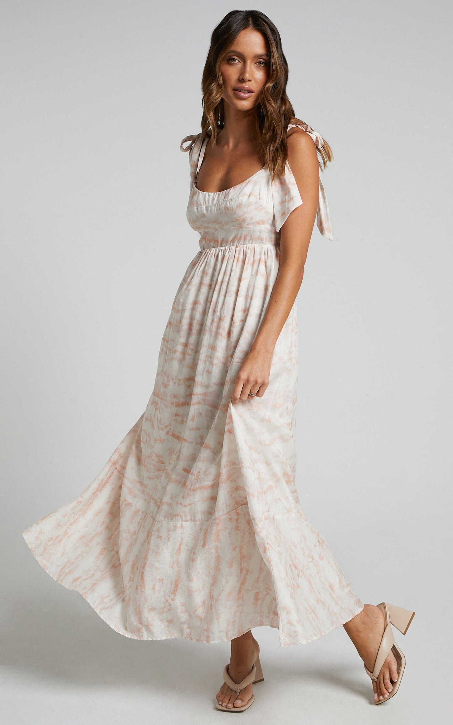 Amalie The Label - Carmina Linen Look Blend Panelled Bodice Tie Strap Midi Dress in Harlem Print