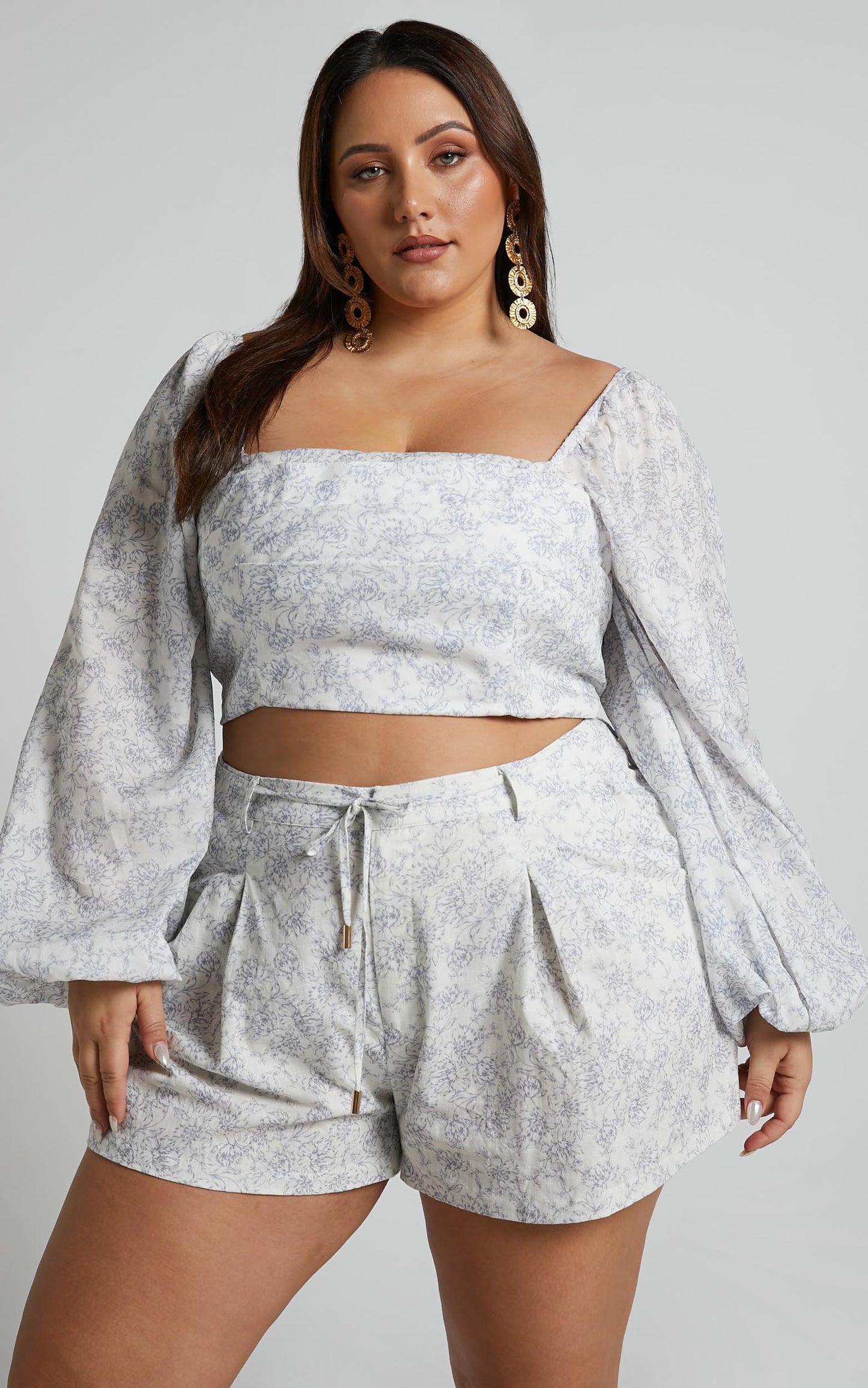 Amalie The Label - Corletta Panelled Puff Sleeve Top in Dolce Fleur