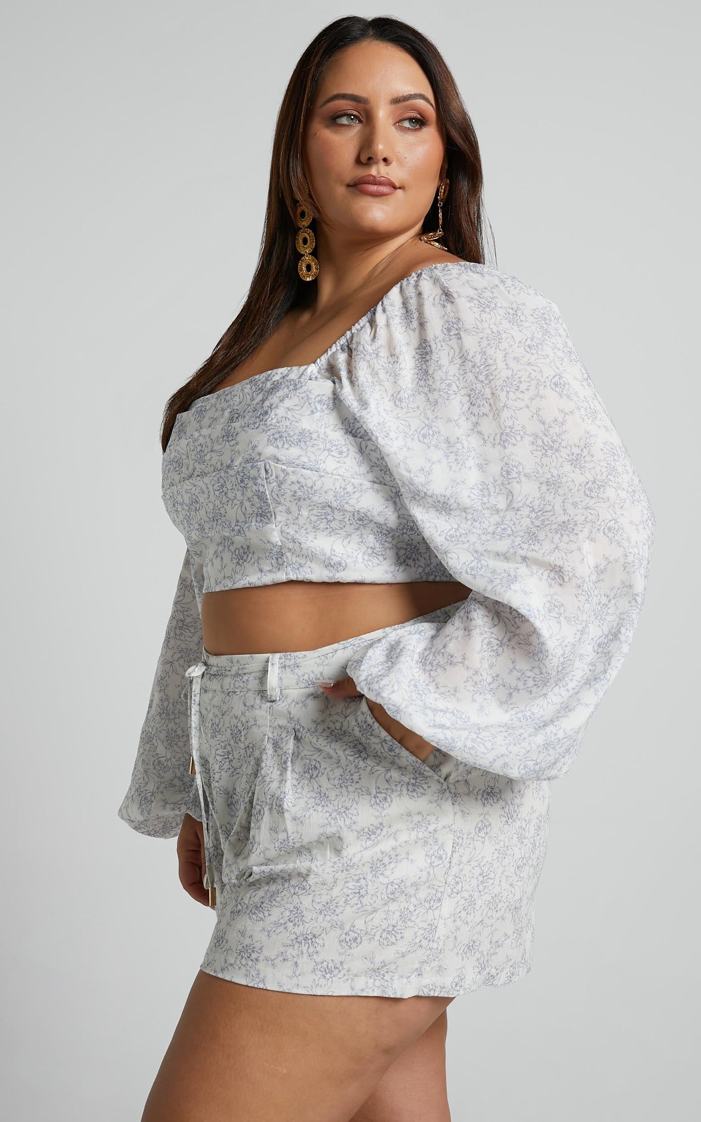 Amalie The Label - Corletta Panelled Puff Sleeve Top in Dolce Fleur