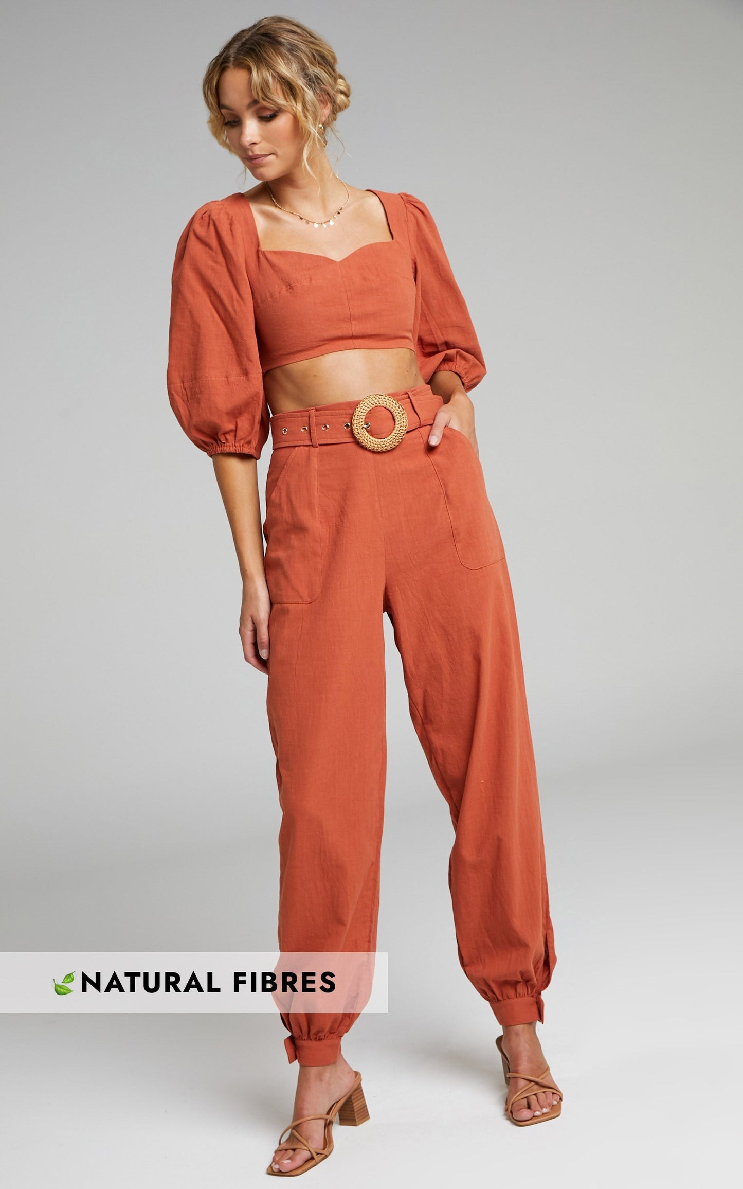 Amalie The Label - Ivy High Rise Belted Balloon Leg Tapered Pant in Pink Clay