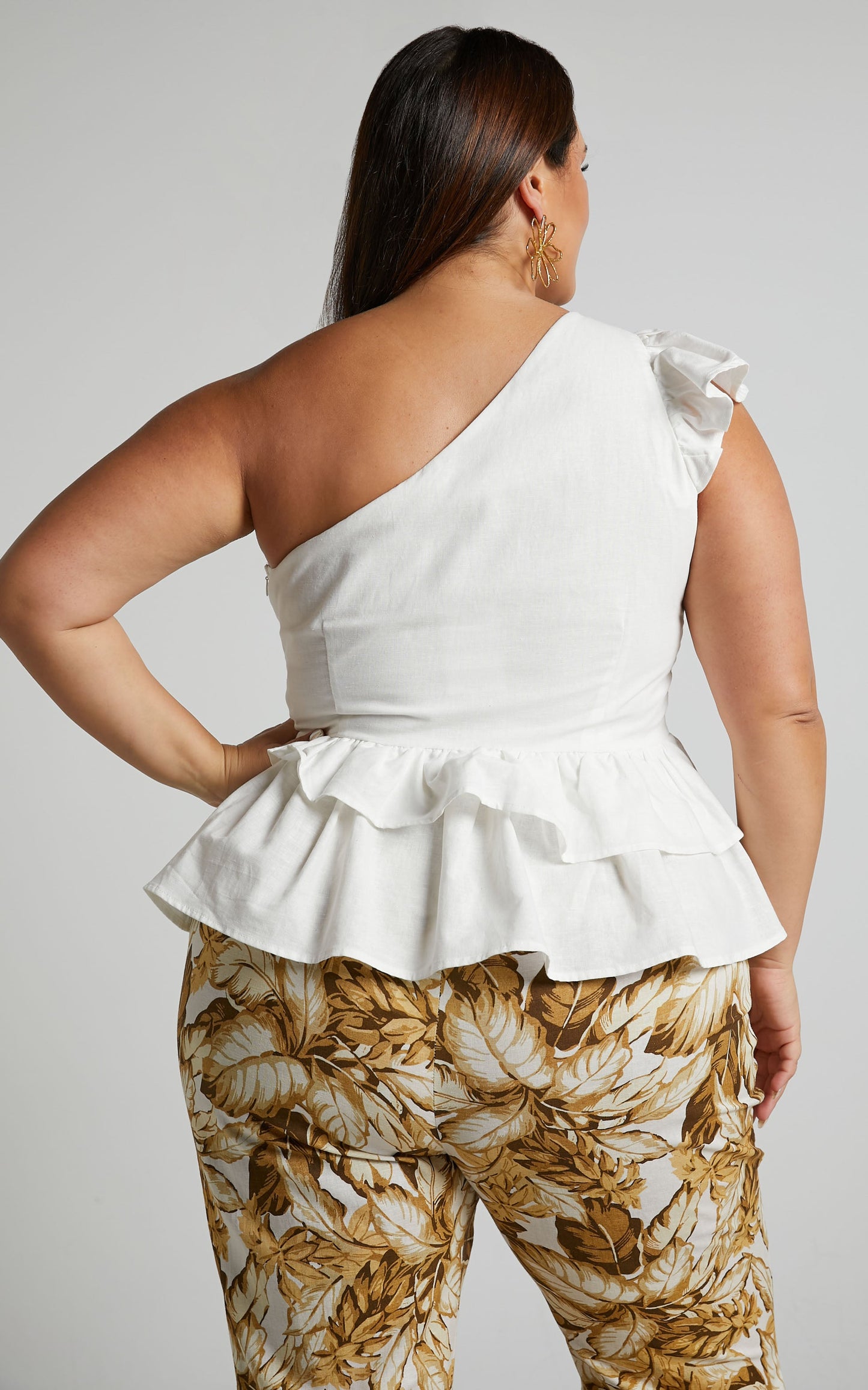 Amalie The Label - Leonila Linen Blend One shoulder Frill Top in White