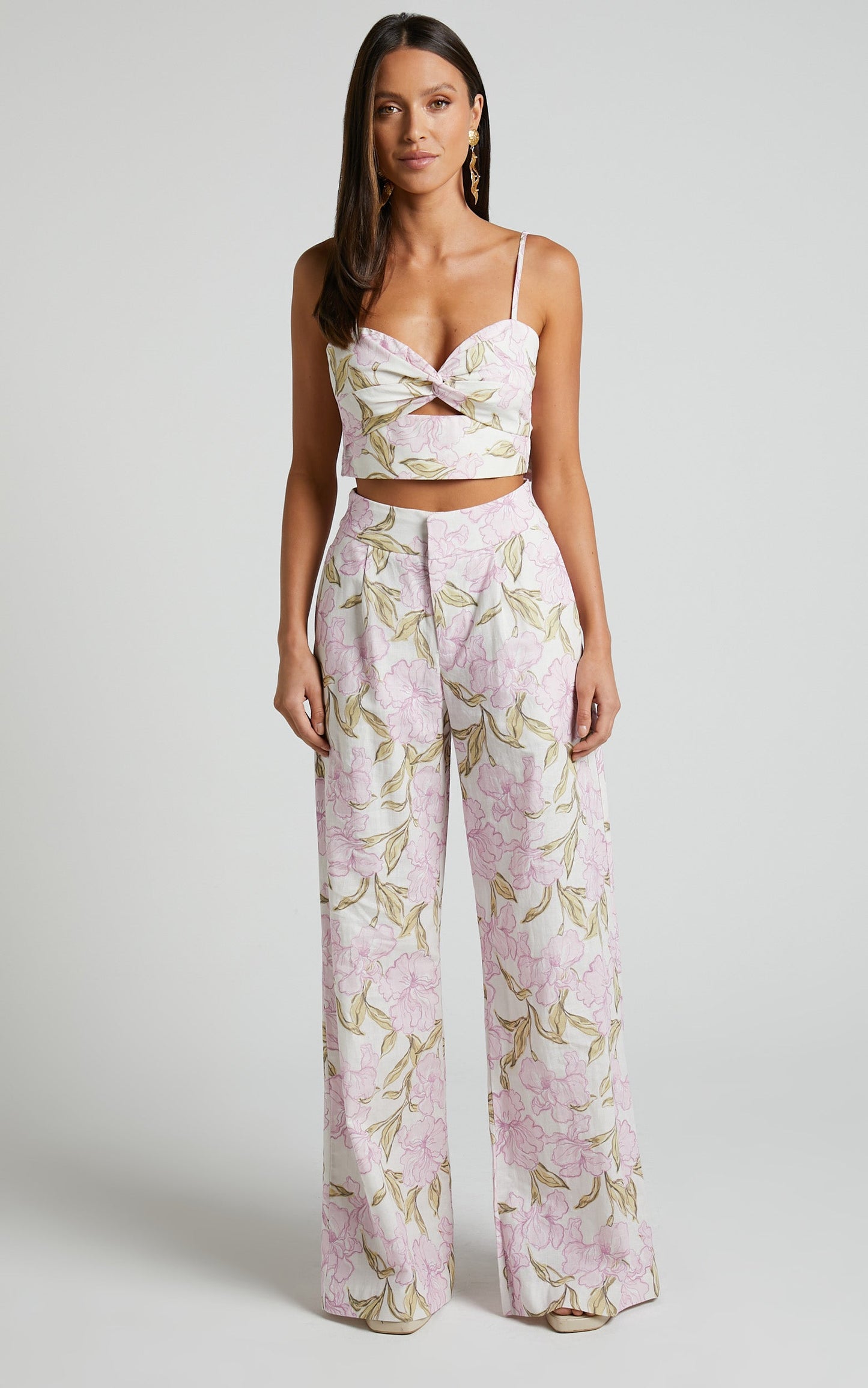 Amalie The Label - Lorete Linen Blend High Rise Wide Leg Pants in Isia Floral