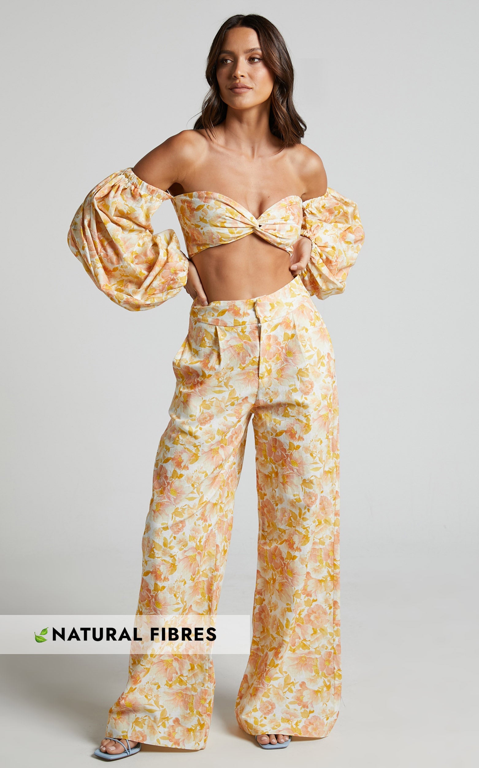 Amalie The Label - Lorete Linen Blend High Rise Wide Leg Pants in Sierra Floral
