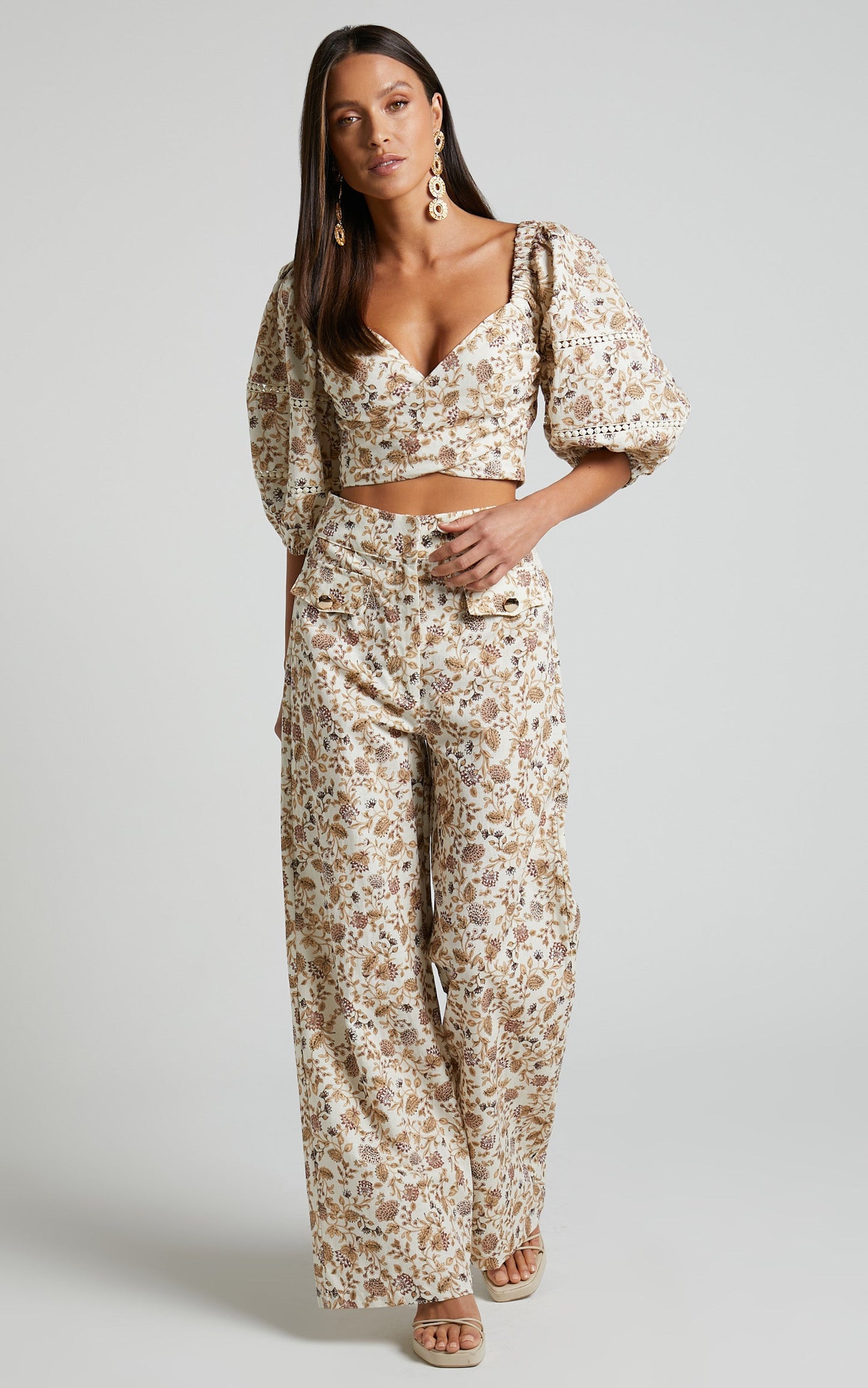 Amalie The Label - Masden Linen Look Blend High Waisted Wide Leg Pants in Maya Floral