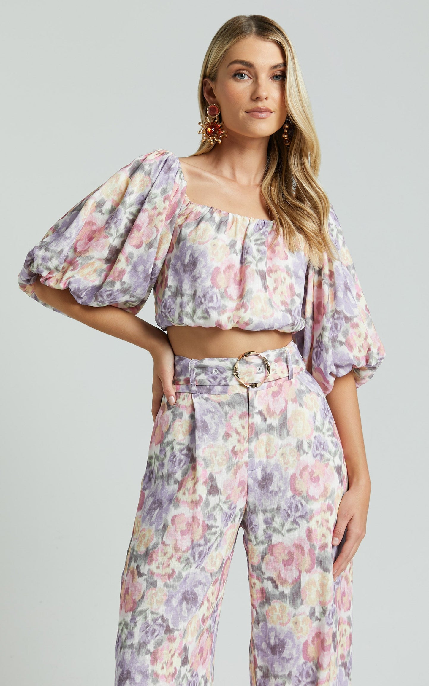 Amalie The Label - Mimie Linen Blend Short Puff Sleeve Tie Back Top in Aurora Print