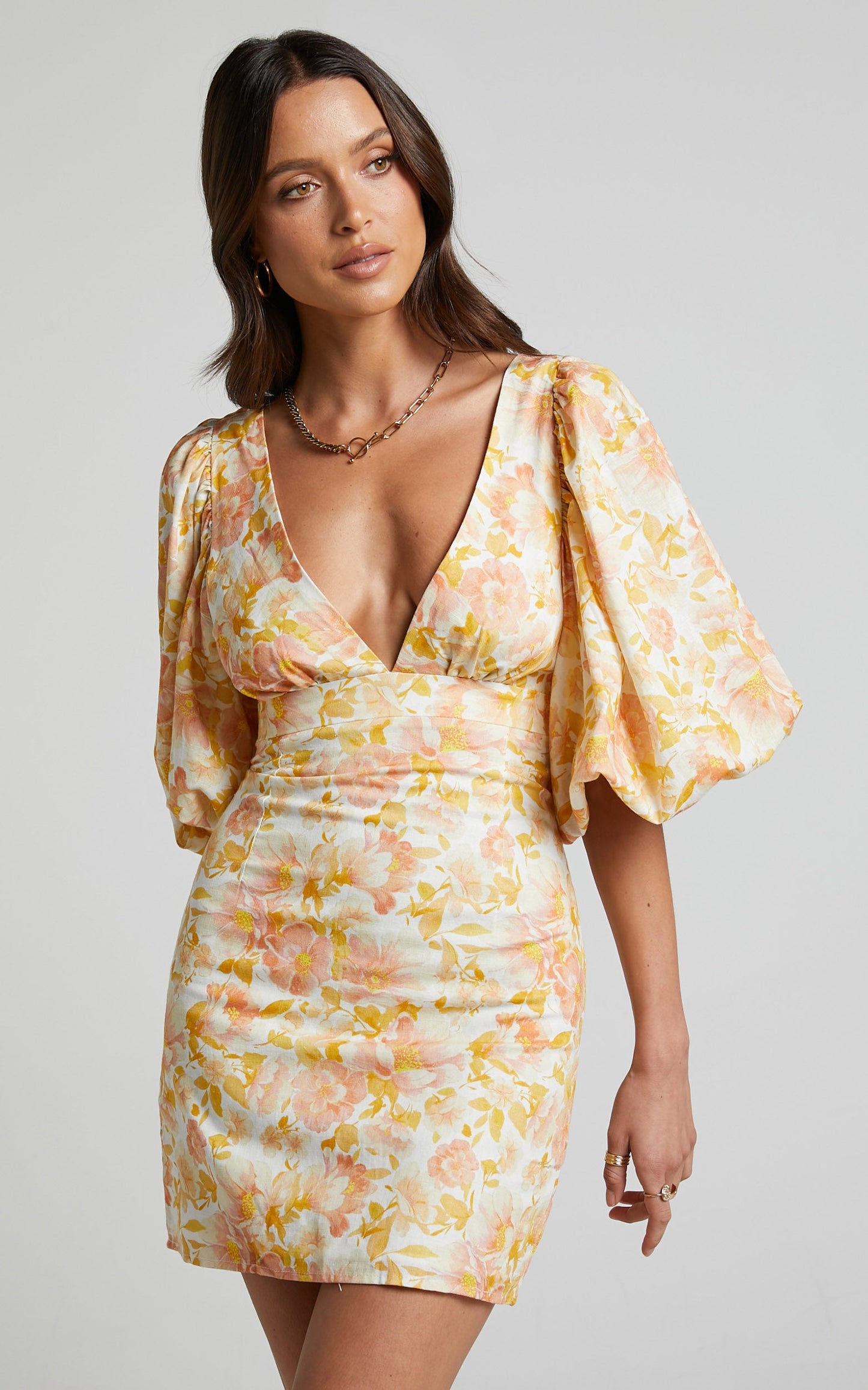 Amalie The Label - Rathia Linen Look Blend Puff Sleeve Open Back Mini Dress in Sierra Floral
