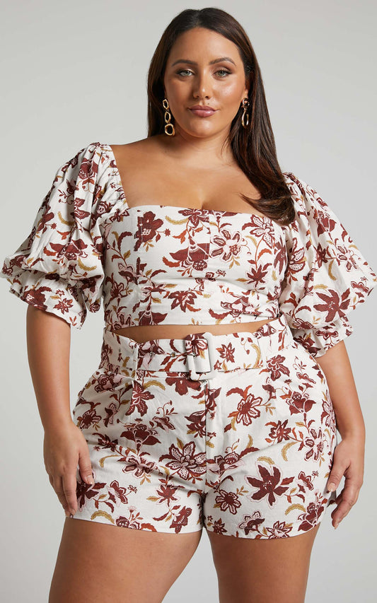 Amalie The Label - Rosabel Linen Look Blend Belted High Waisted Tailored Shorts in Luca print