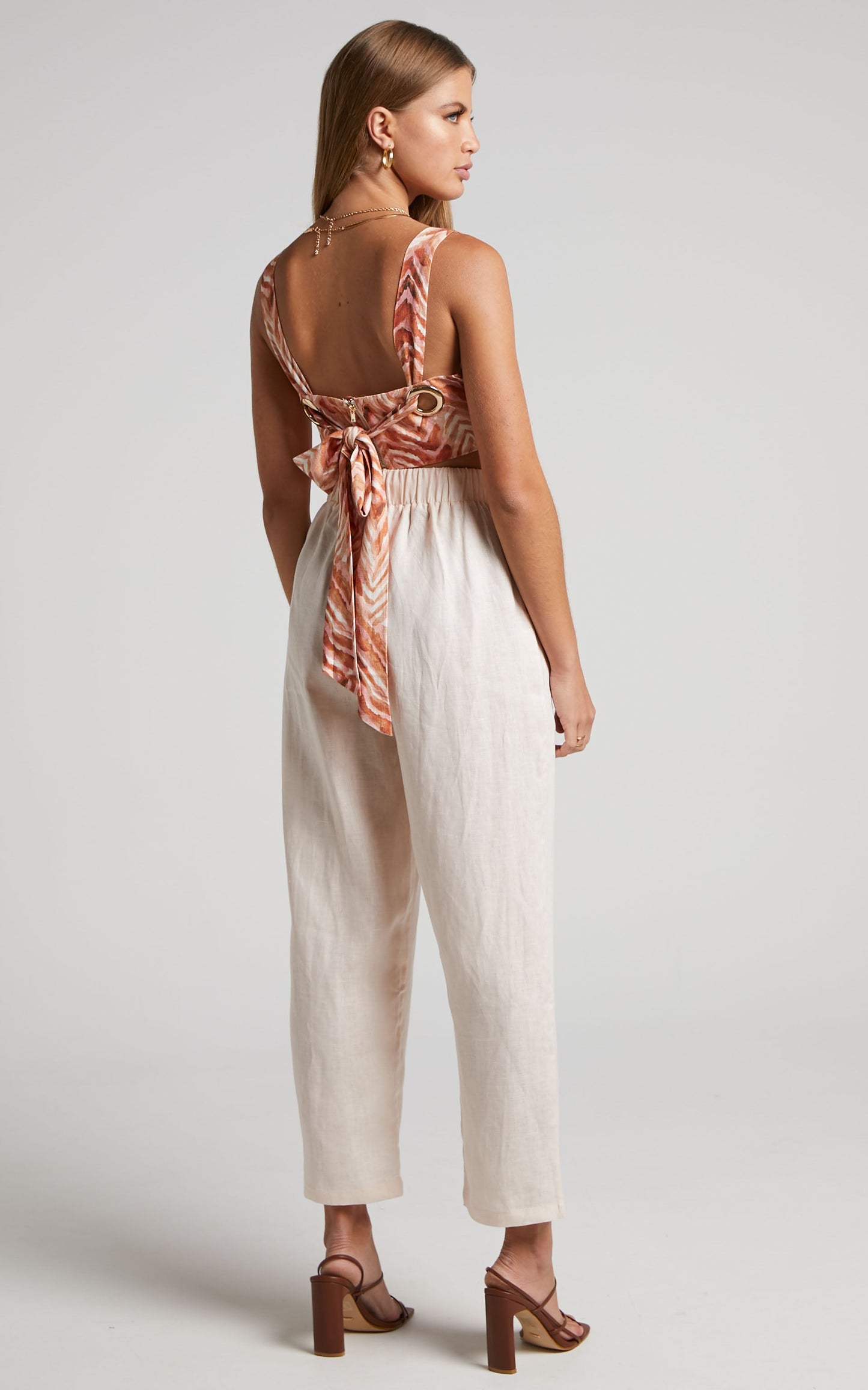 Amalie The Label - Linen Blend High Waisted Sunday Cigarette Pants in Pink Salt