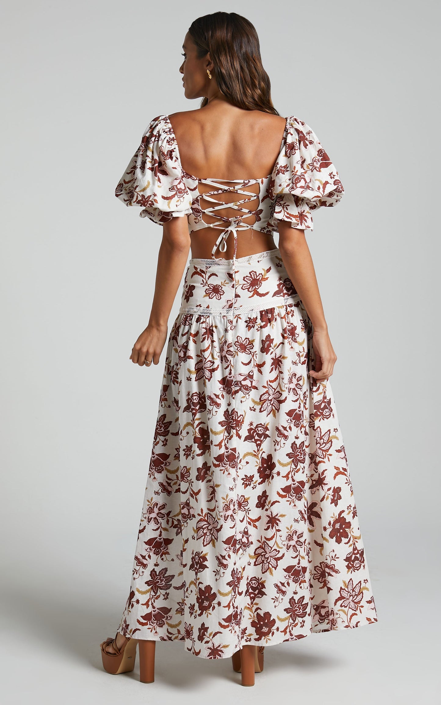 Amalie The Label - Rosabel Linen Look Blend High Waisted Midi Skirt in Luca print