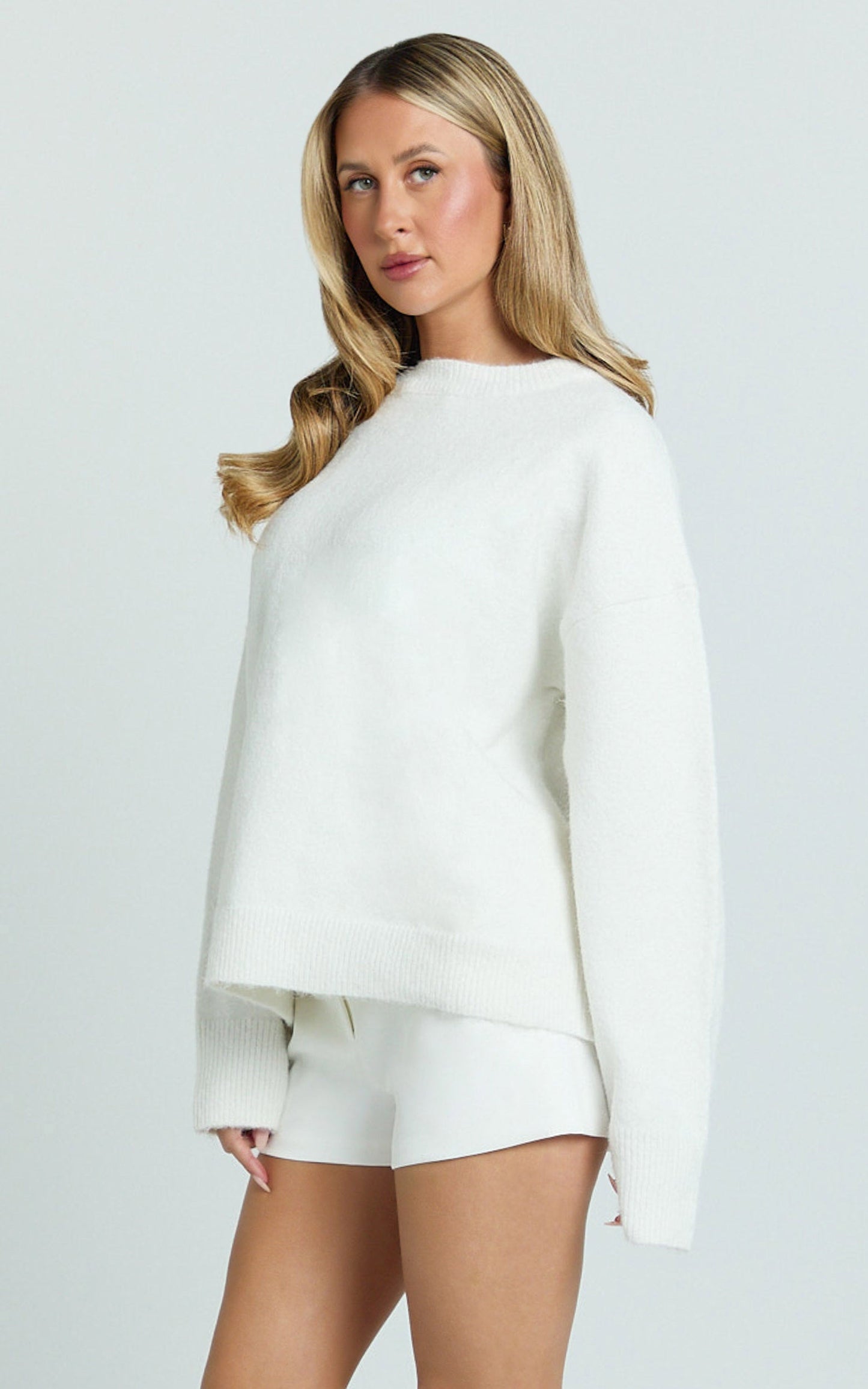 Amanda Top - Crew Neck Long Sleeve Knit Sweater in Cream
