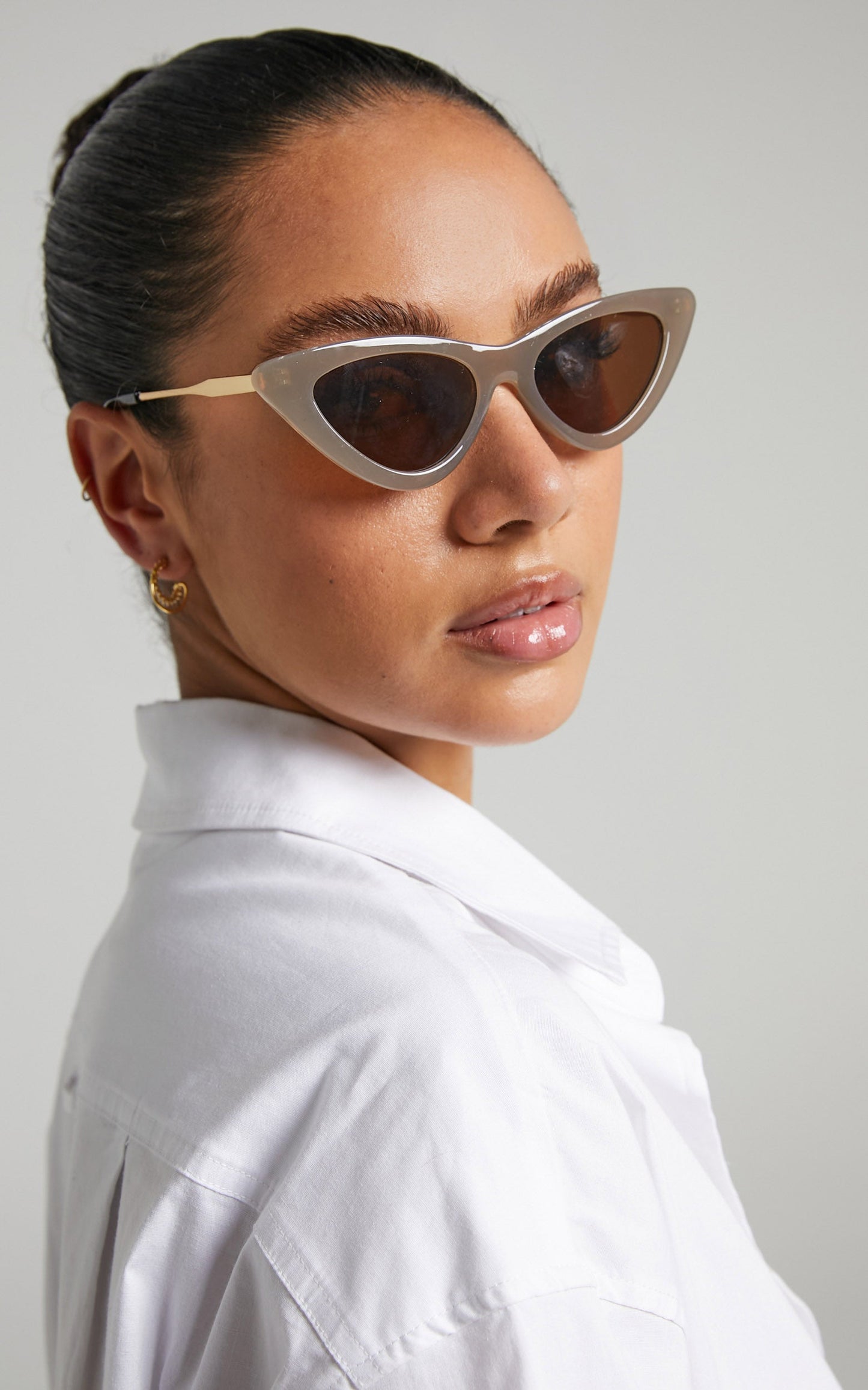 Amara Sunglasses in Beige
