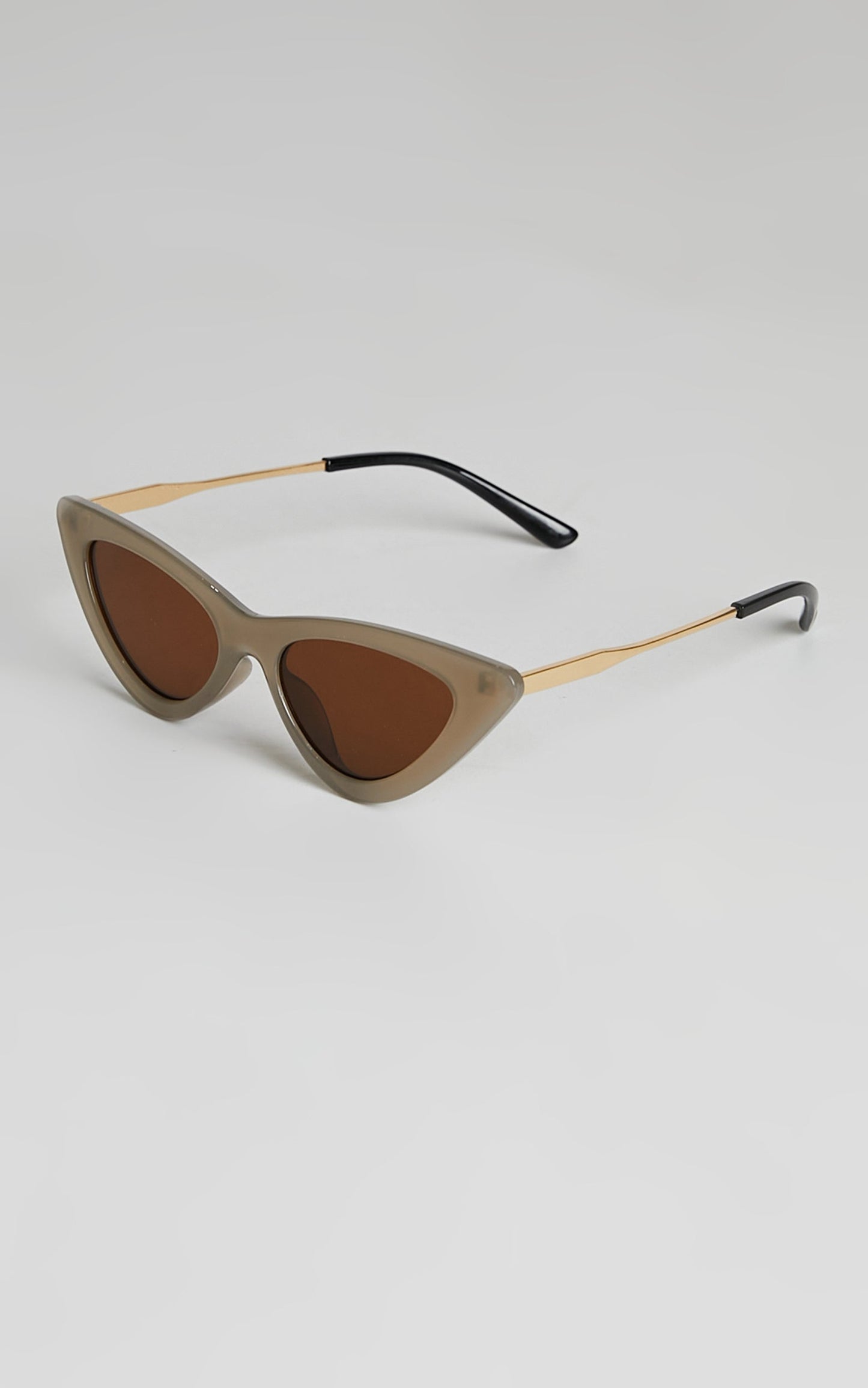 Amara Sunglasses in Beige