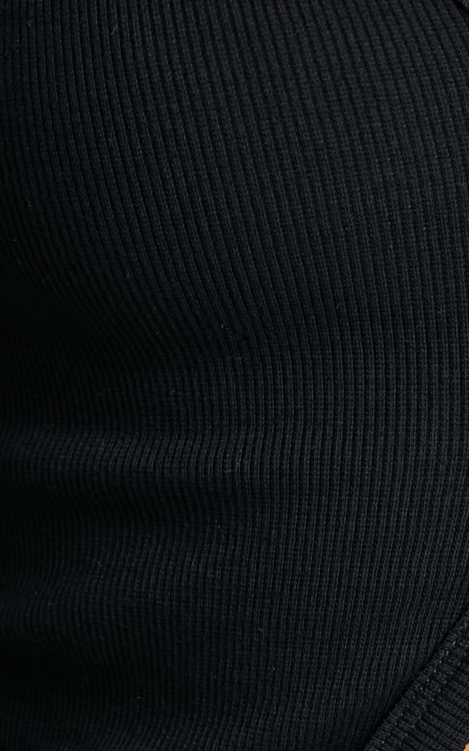 Amsu Top - Long Sleeve Button Up Top in Black