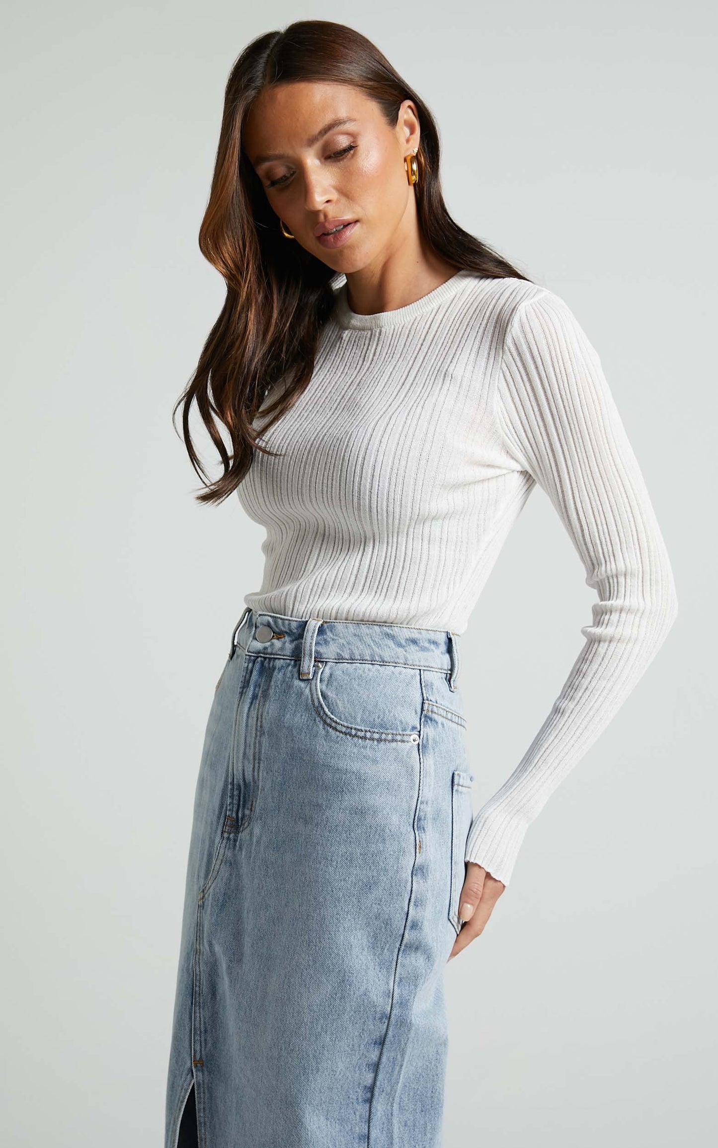 Angelia Top - Scoop Neck Long Sleeves Knit Top in White
