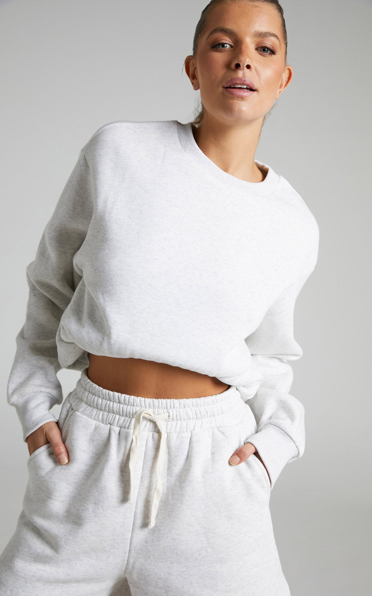 Annie Sweatshirt - Fleece Crew Neck Sweatshirt in Grey Marle