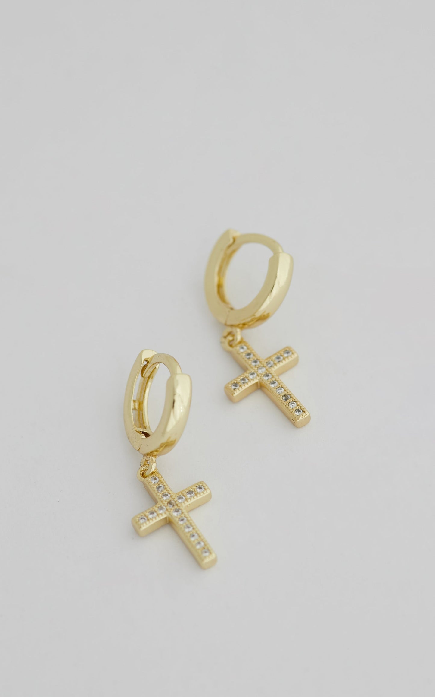 Arnielyn Diamante Cross Earrings in Gold