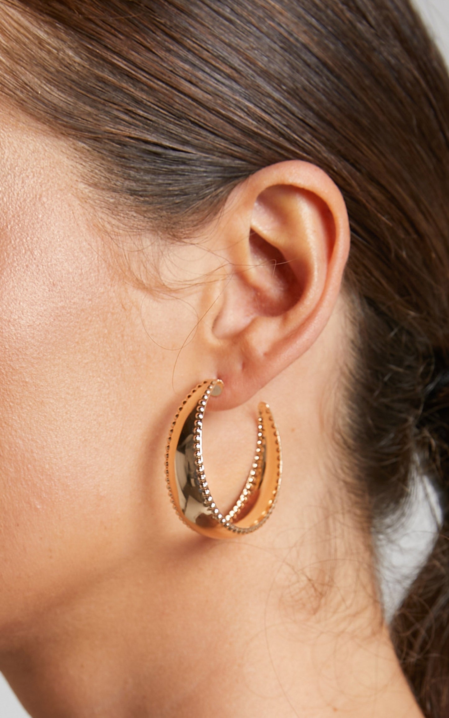 Auvergne Wide Flat Hoop Earrings in Gold