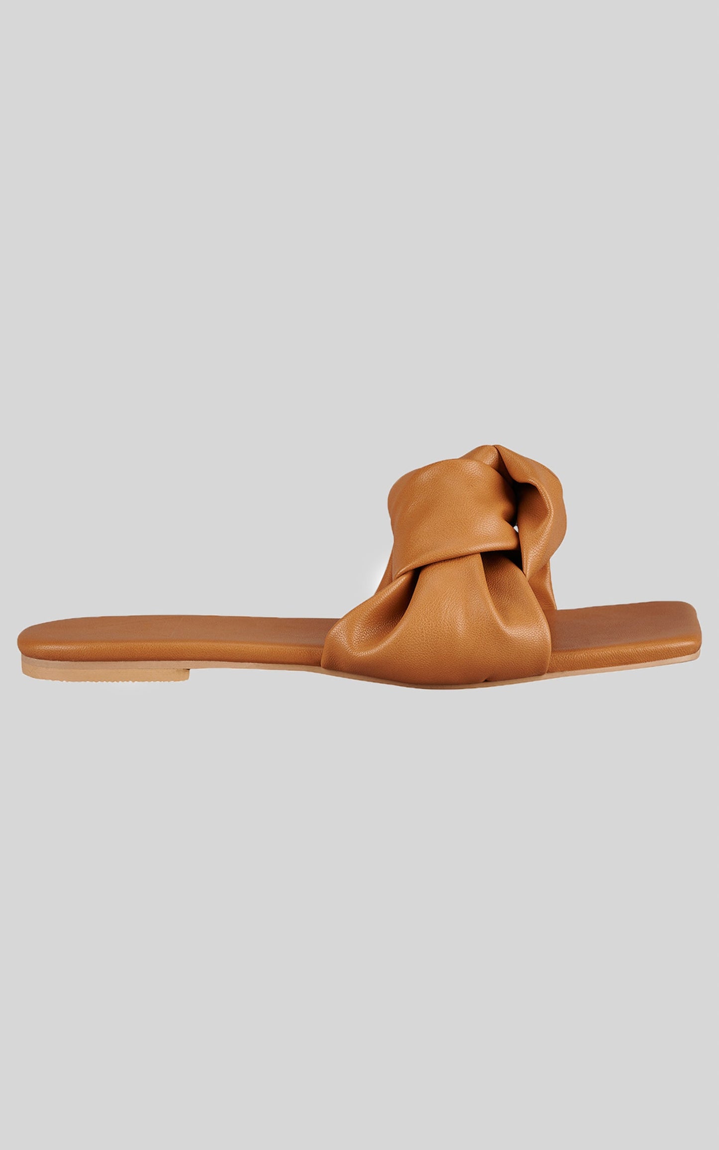 St Sana - Avery Slides in Tan
