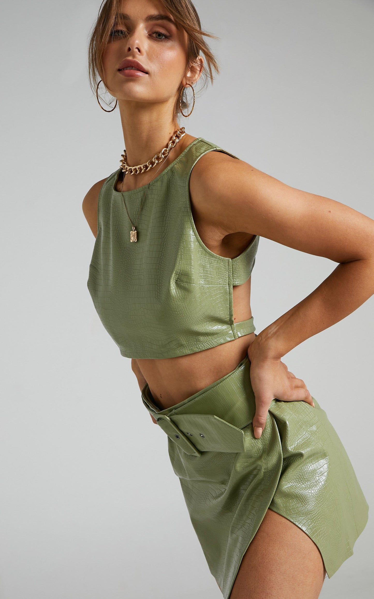 BY DYLN - Stevie Skirt in Green