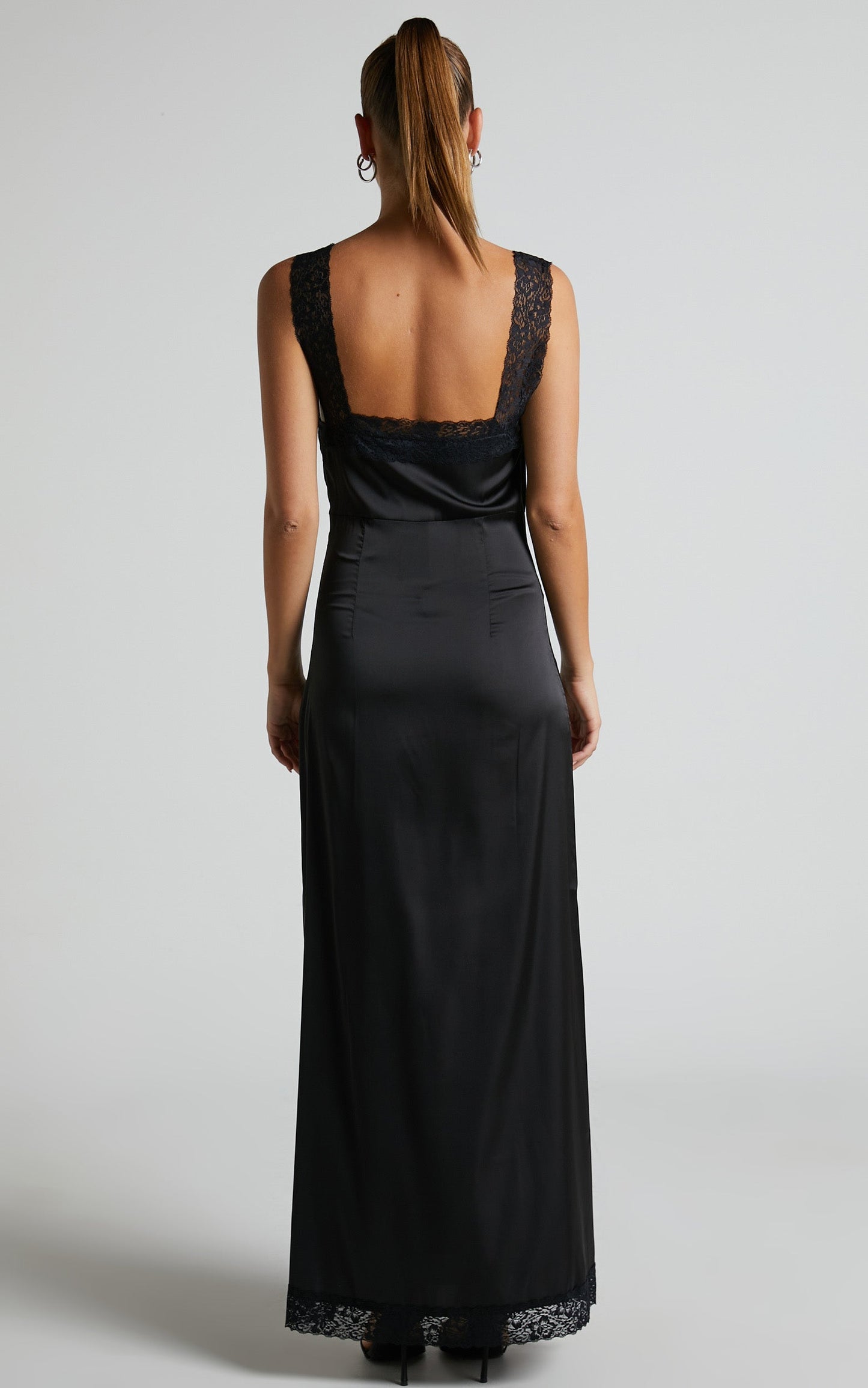 Lioness - Ballerina Vintage Maxi Dress in Onyx