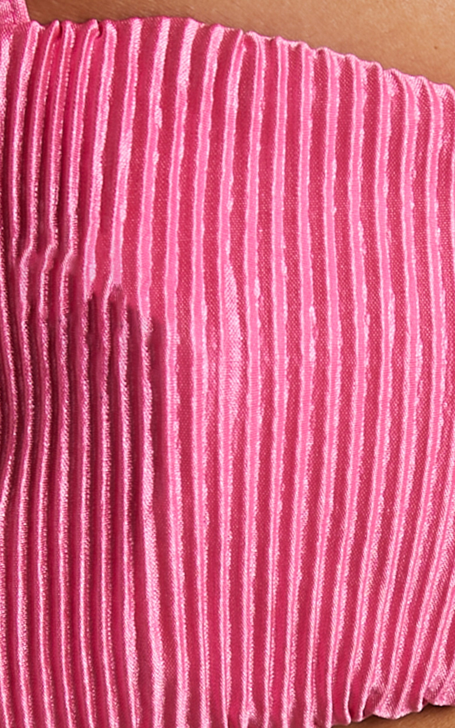 Beca Bralette - Plisse Sweetheart Bralette in Hot Pink