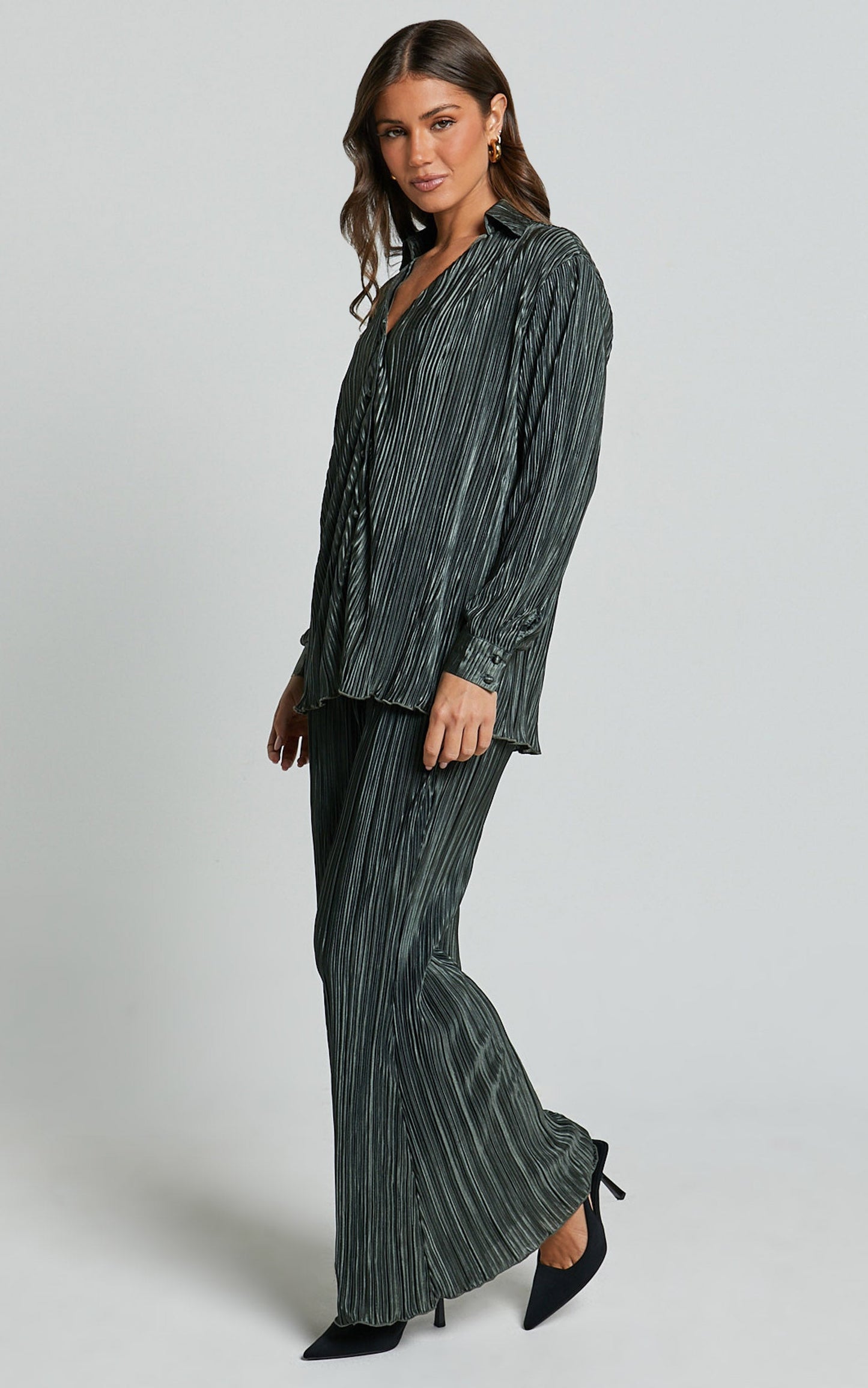 Beca Shirt - Plisse Button Up Shirt in Olive