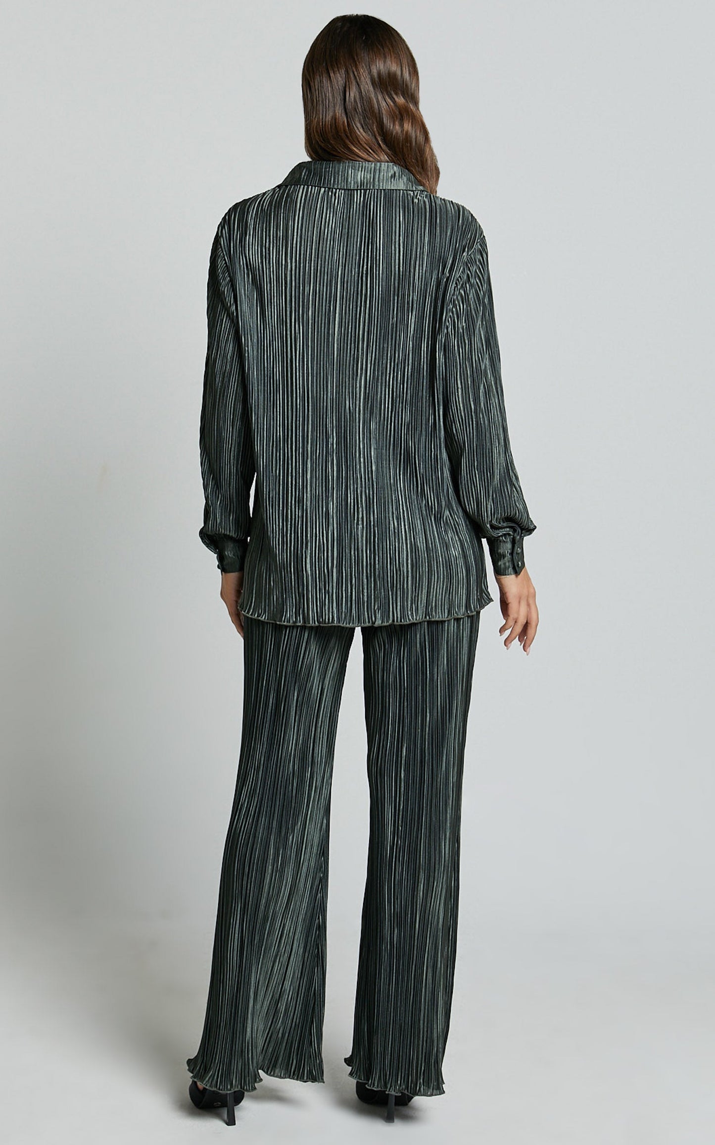 Beca Shirt - Plisse Button Up Shirt in Olive