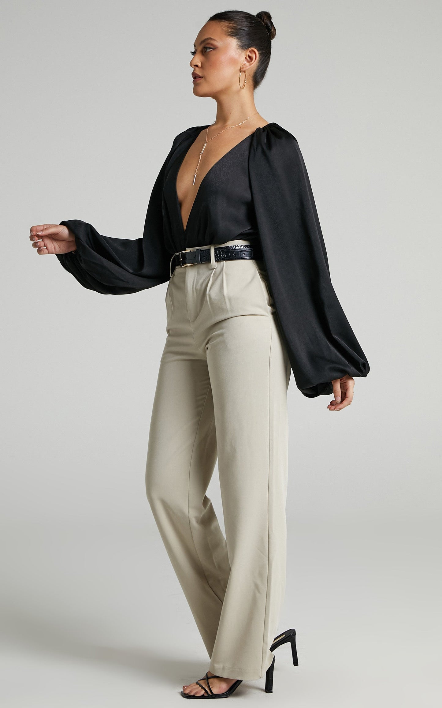 Bellah Bodysuit - Plunge Neck Bodysuit in Black