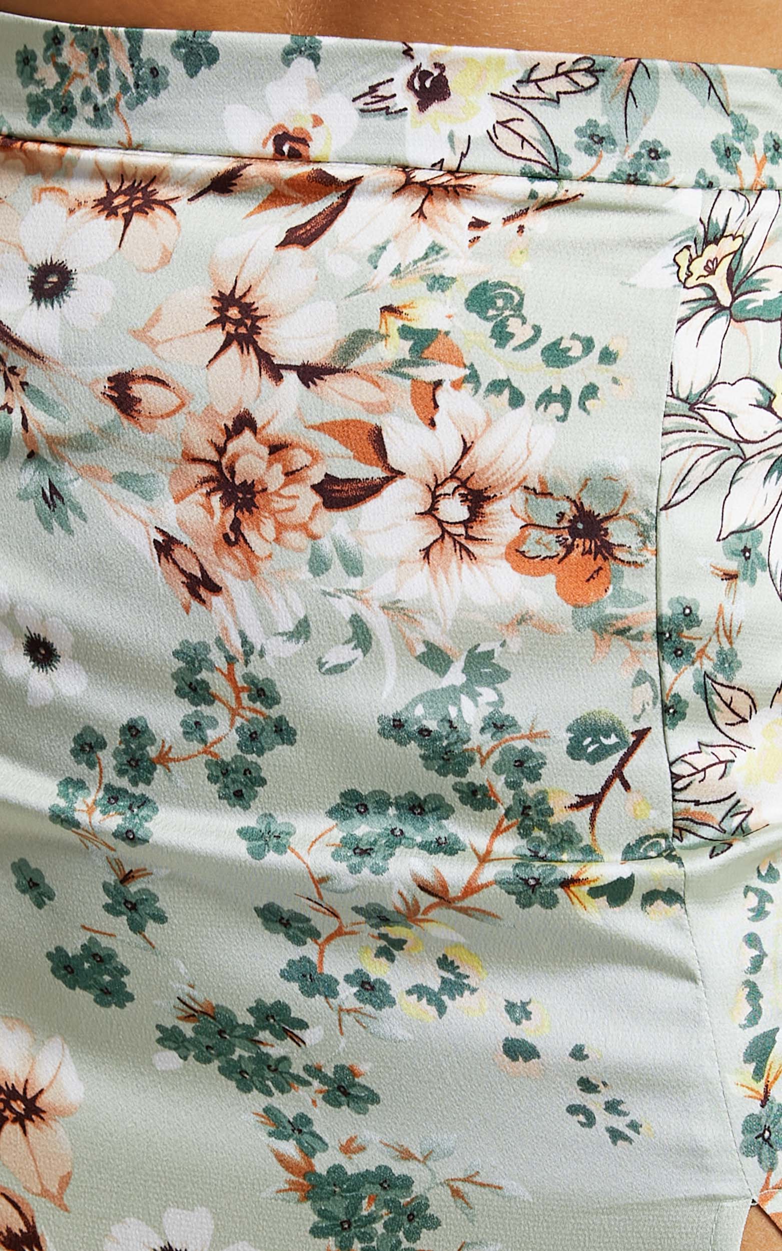 Bellanca Long Sleeve Wrap Top in Sage Floral