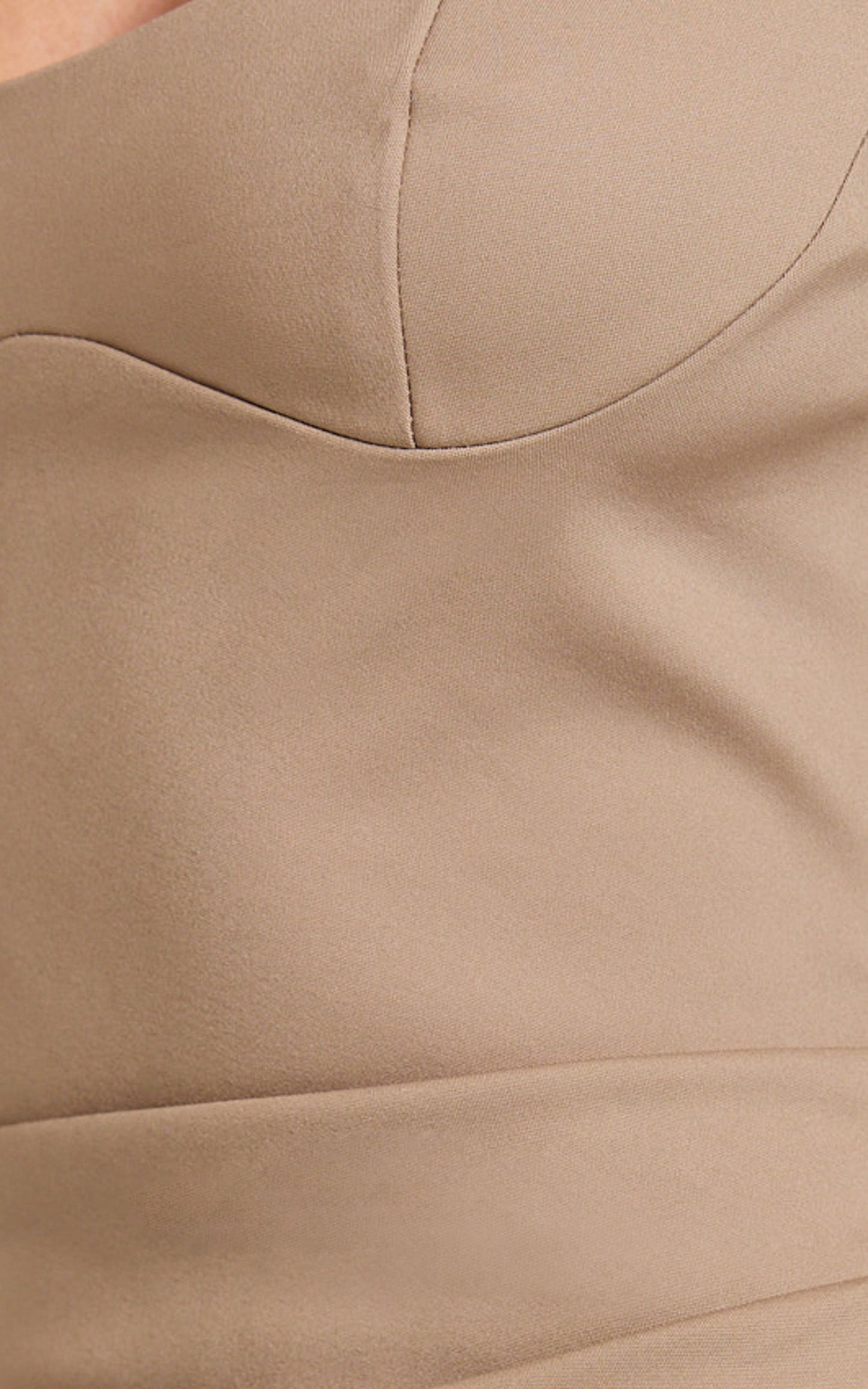 Benita Midi Dress - Scoop Neck Ruched Fitted Dress in Mocha