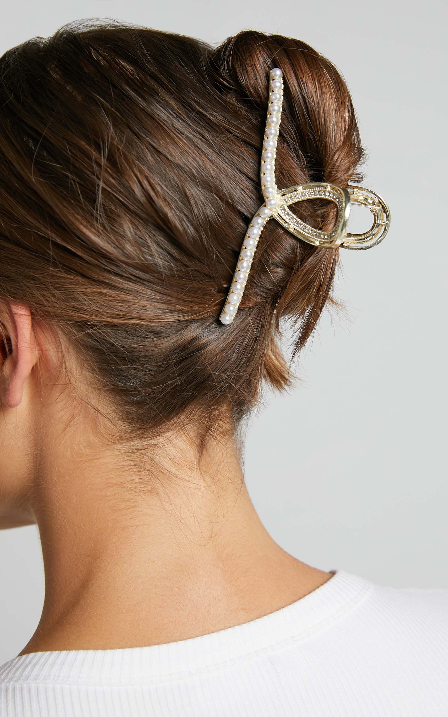 Bernida Twist Hair Clips in Pearl