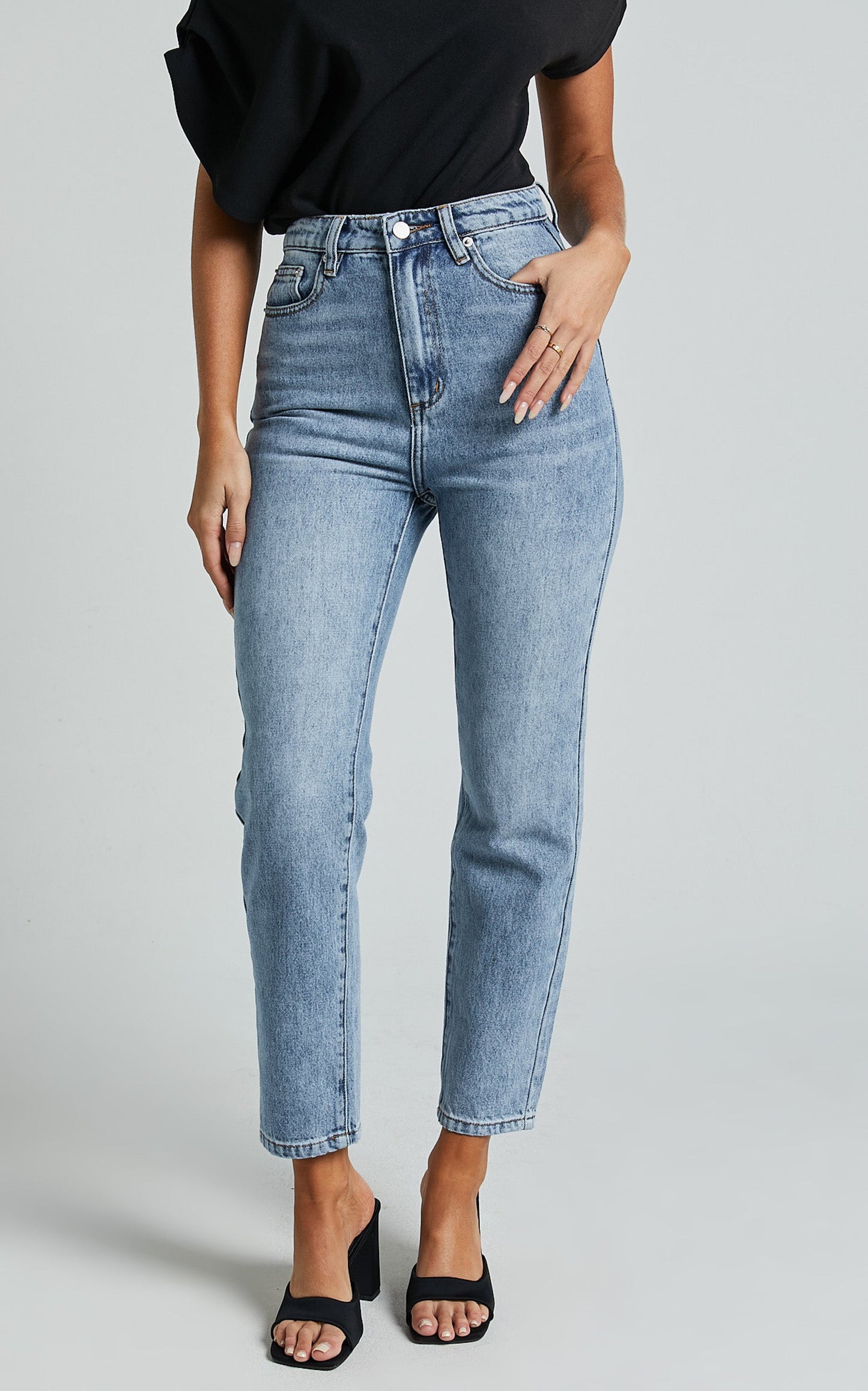 Billie Jeans - High Waisted Recycled Cotton Mom Denim Jeans in Mid Blue Wash