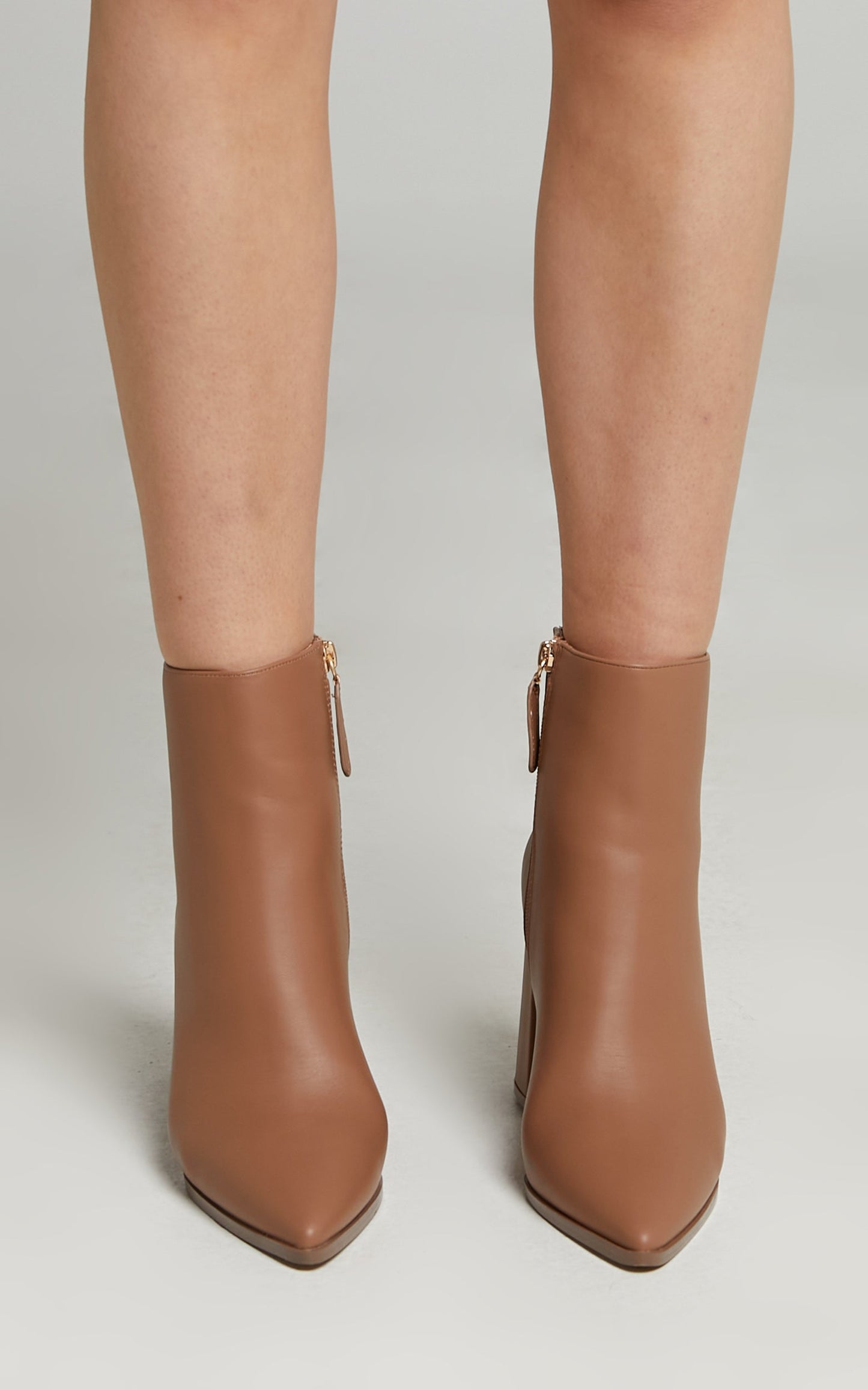 Billini - Baldwin Boots in Teak