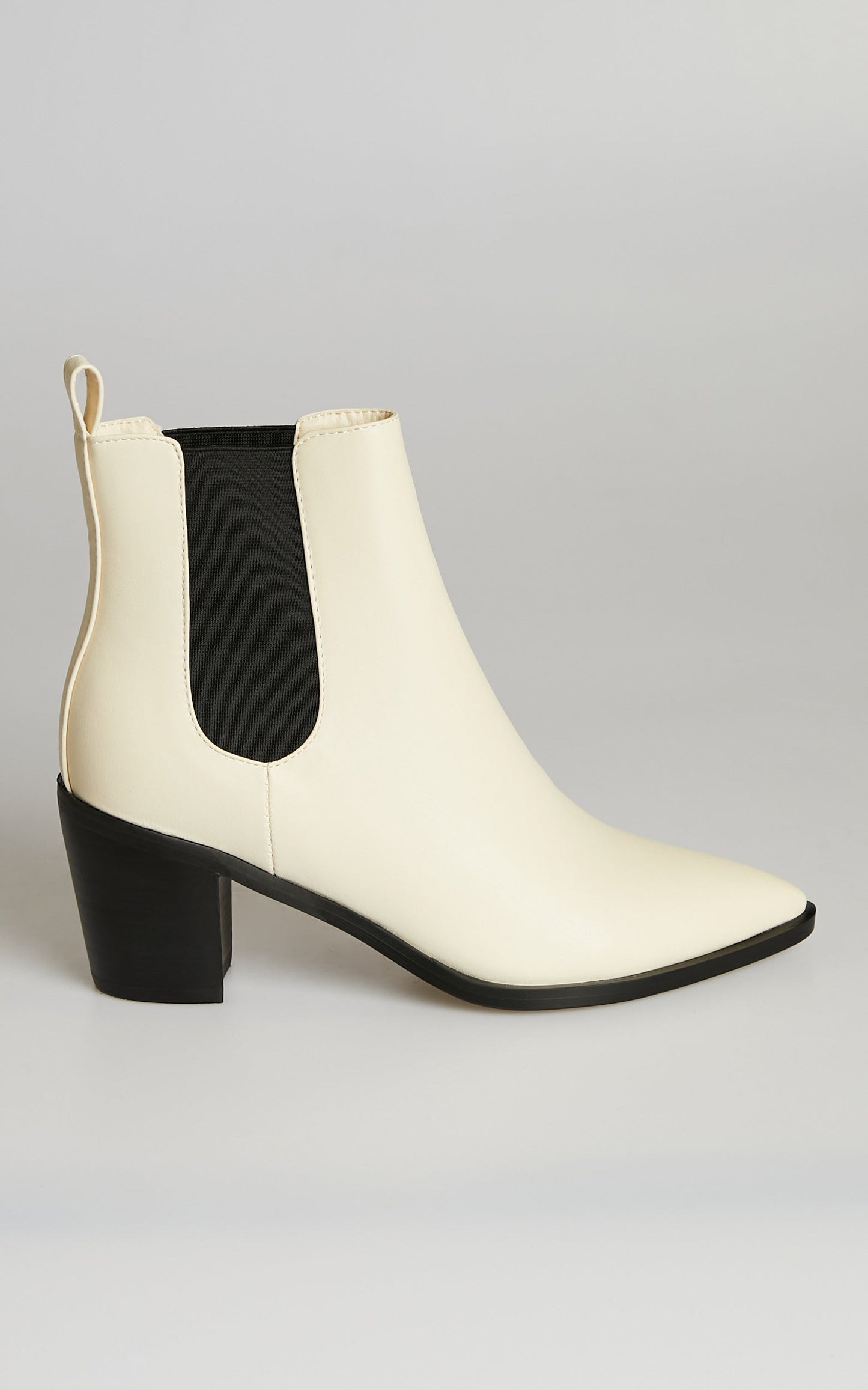 Billini - Jazelle Boots in Bone