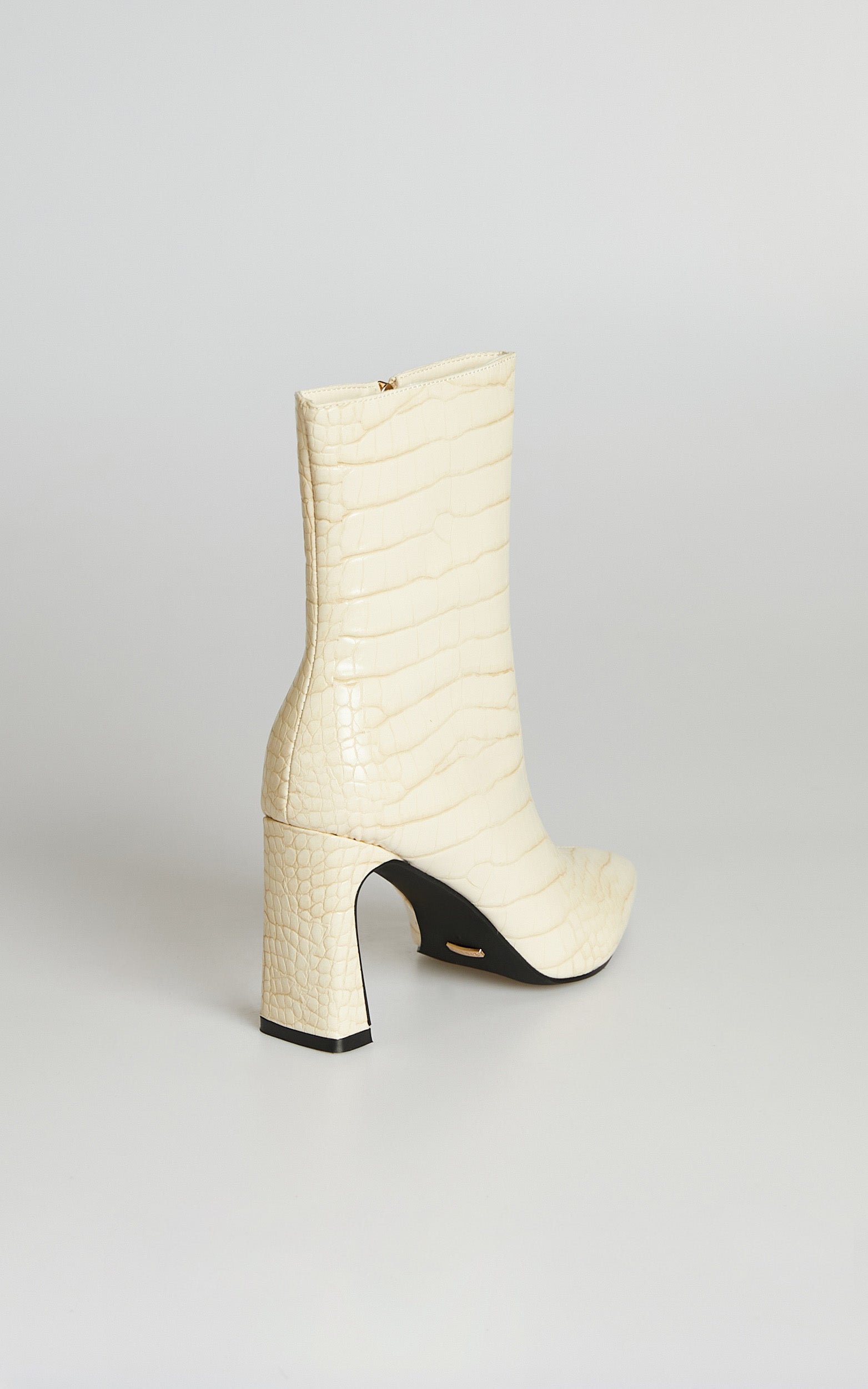 Billini - Layori Boots in White Croc