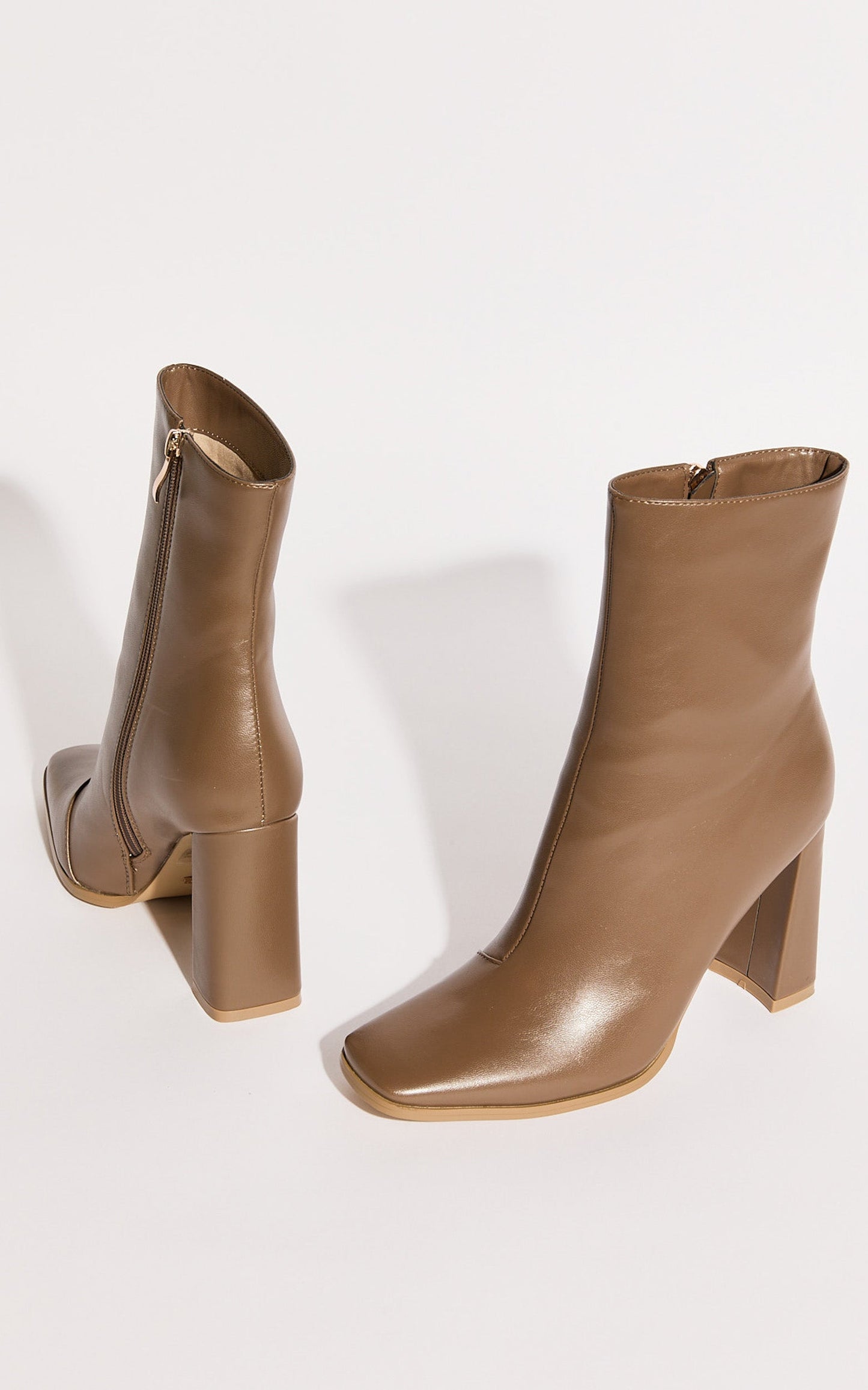 Billini - Quada Boots in Mocha