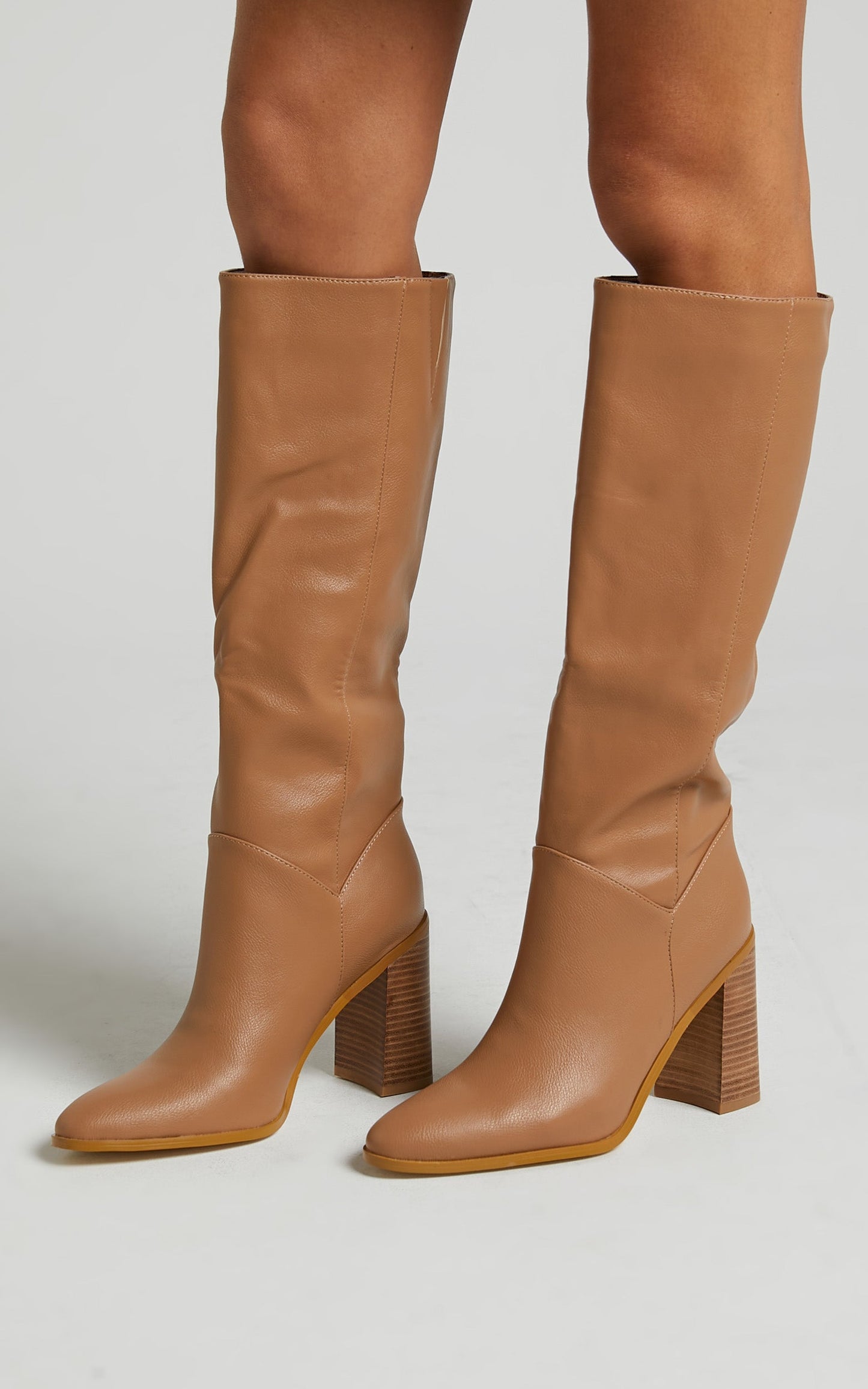 Billini - Valen Boots in Teak