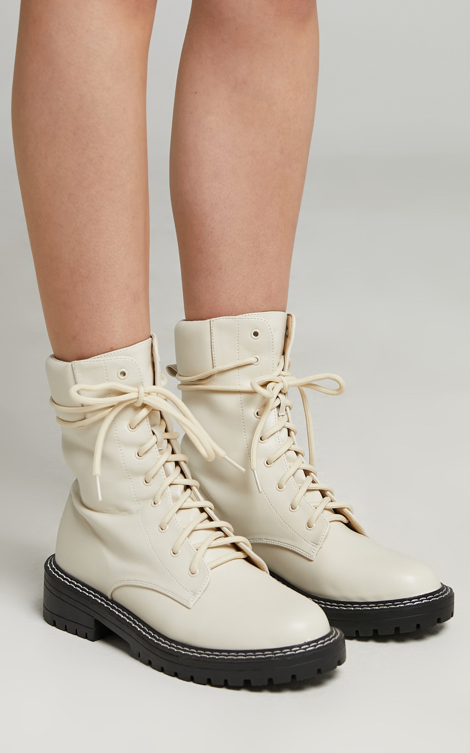 Billini - Vincent Boots in Bone