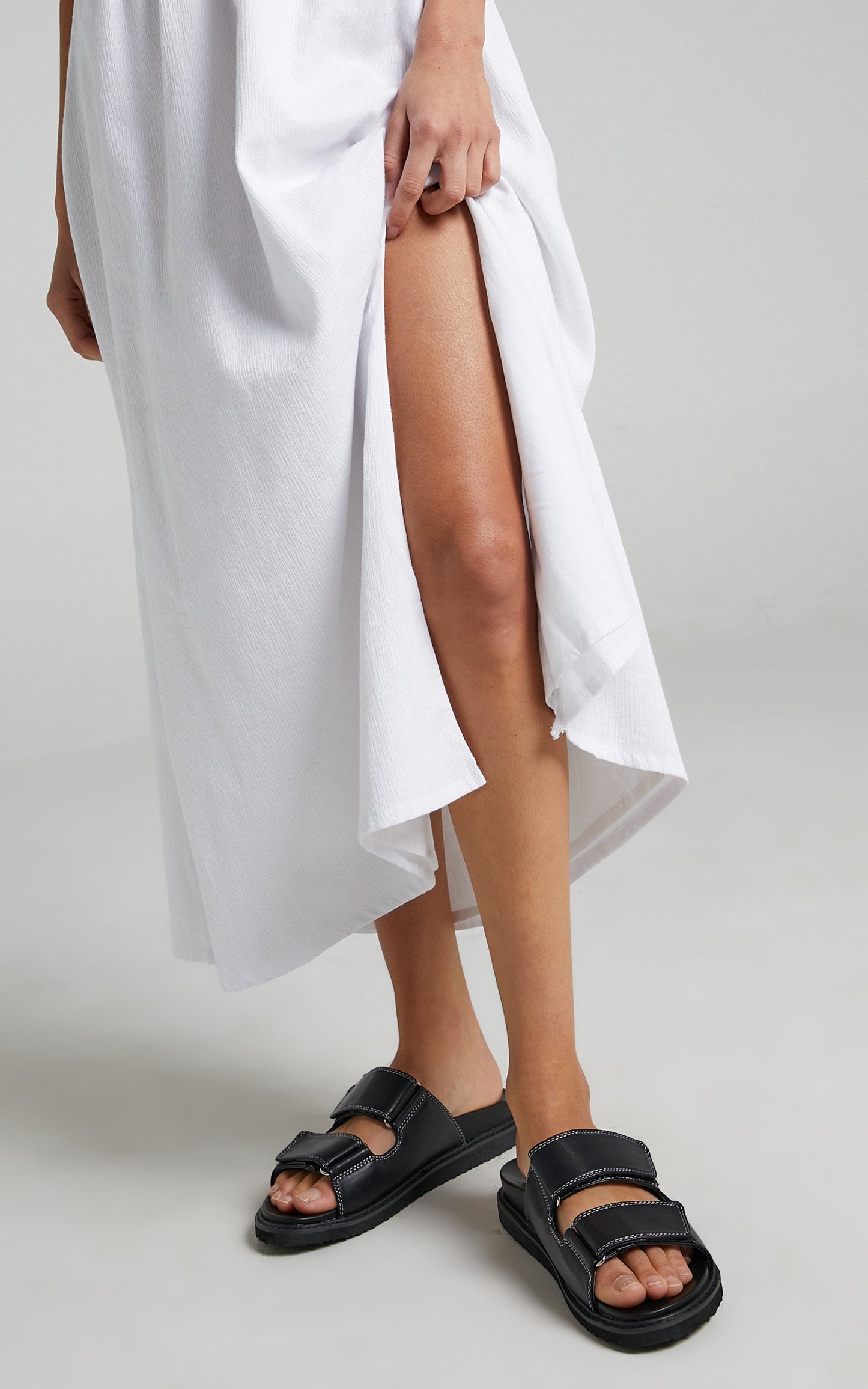 Billini - Zuzu Slides in Black